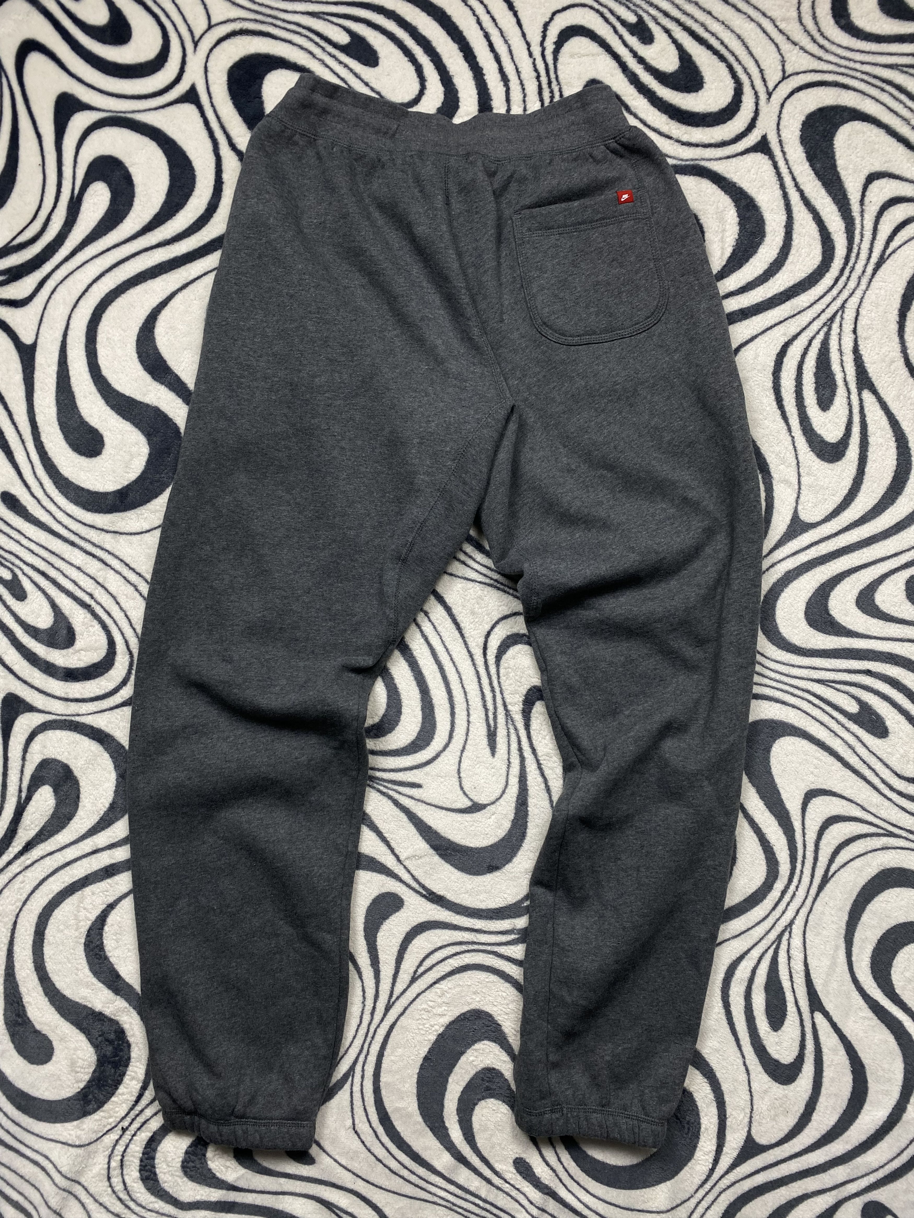 Nike Nike Mens Baggy Sweatpants Y2K Pants Size US 32 / EU 48 - 6 Thumbnail