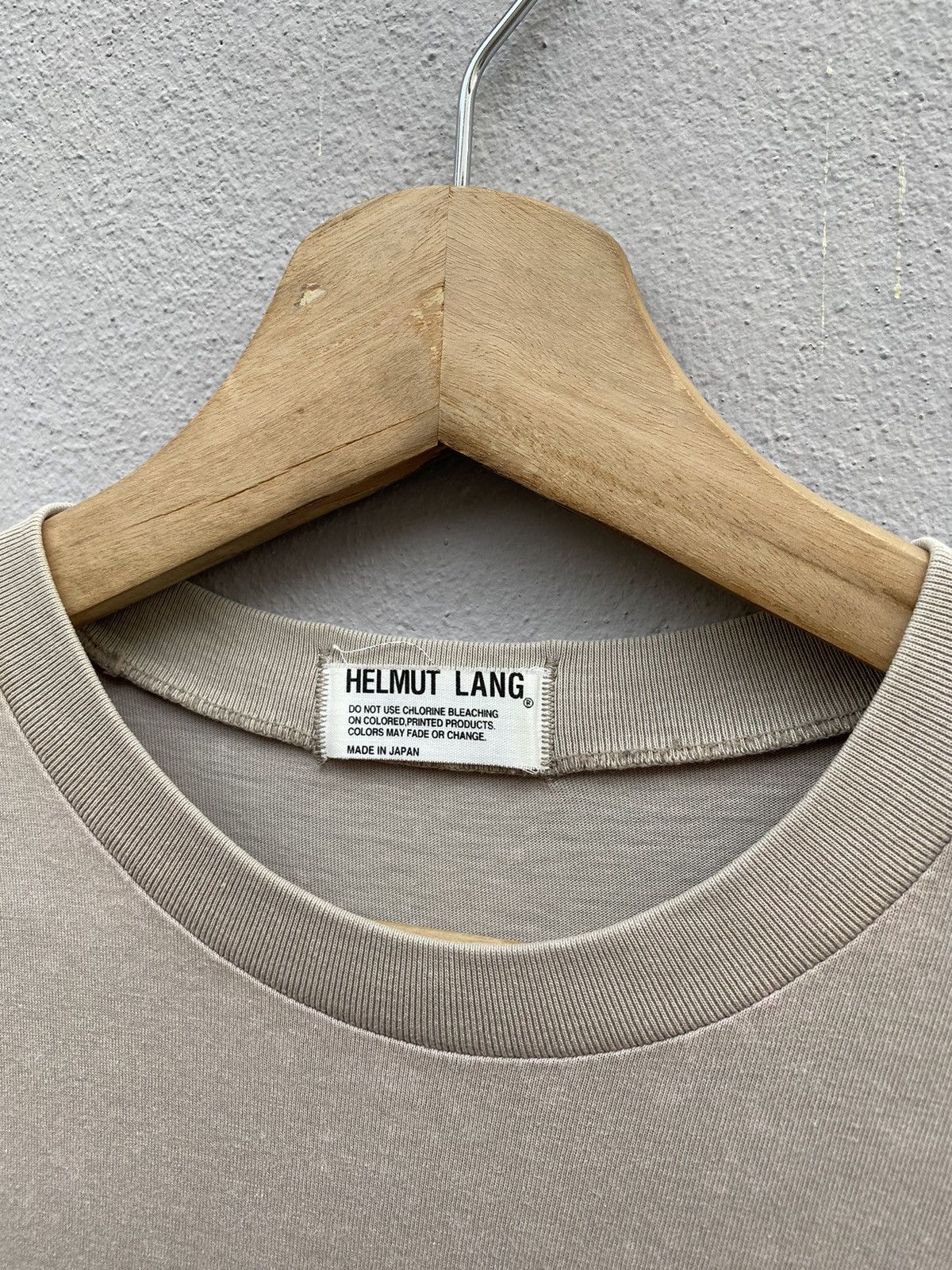 Helmut Lang Helmut Lang Desert Khaki Longsleeve Plain Tshirt Size US S / EU 44-46 / 1 - 2 Thumbnail