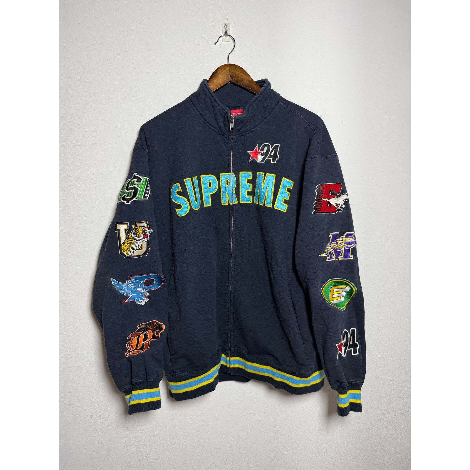 Supreme Spellout Quilted Lightweight Down Jacket - light blue