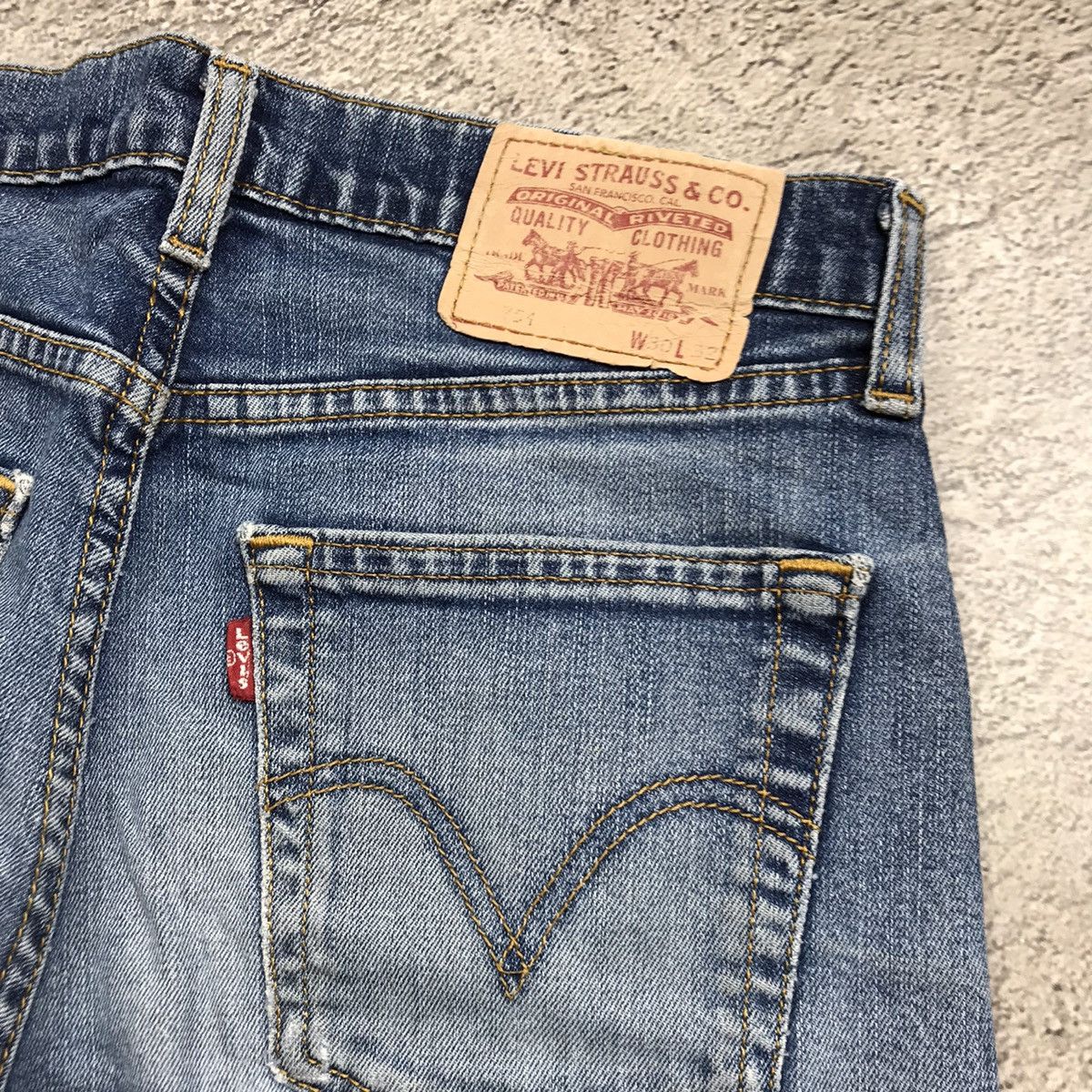 Vintage Vintage 90s Levis Distressed Baggy Jeans Grunge Thrashed 30 Size US 30 / EU 46 - 6 Thumbnail