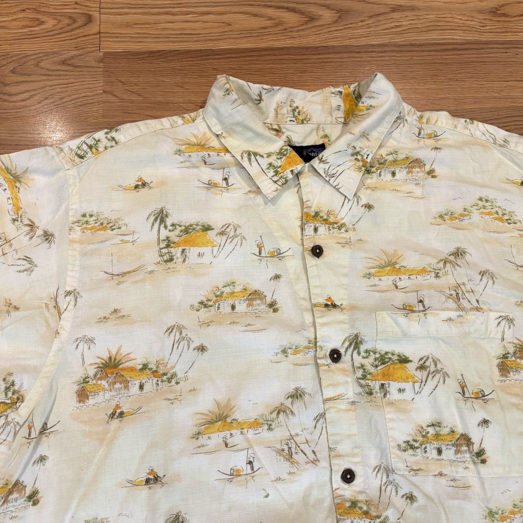 Patagonia VINTAGE Patagonia Organic Cotton Beach Print Hawaiian Shirt Mens Size XL 53304 Size US XL / EU 56 / 4 - 6 Thumbnail