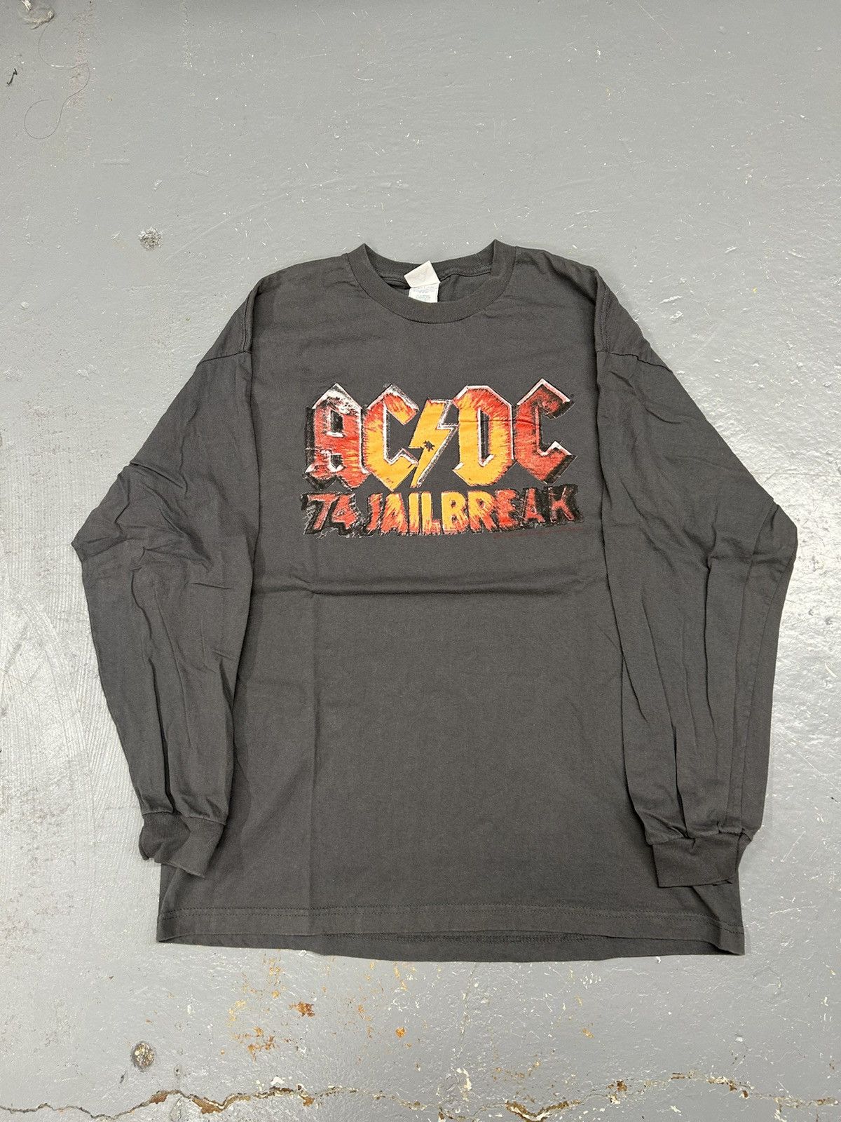 Band Tees × Vintage Crazy Vintage Y2K Essential Grey AC/DC Longsleeve Band Shirt Size US L / EU 52-54 / 3 - 1 Thumbnail