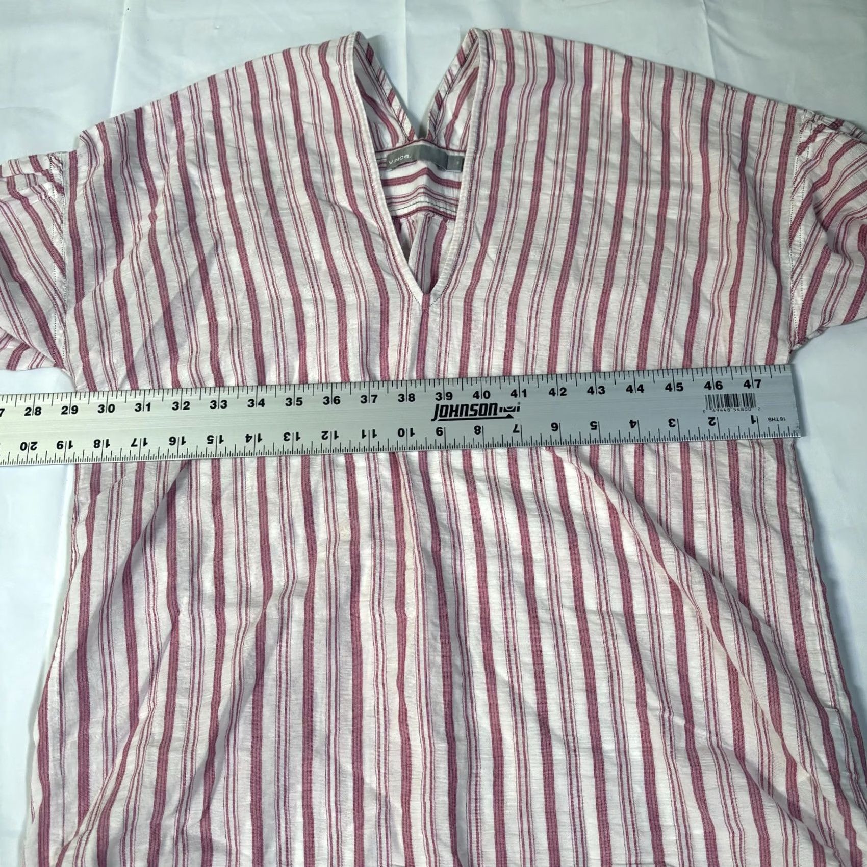 Vince Vince Variegated Stripe Pullover Top XS White/Red V-Neck Long Sleeve Relaxed Women Size XS / US 0-2 / IT 36-38 - 6 Thumbnail