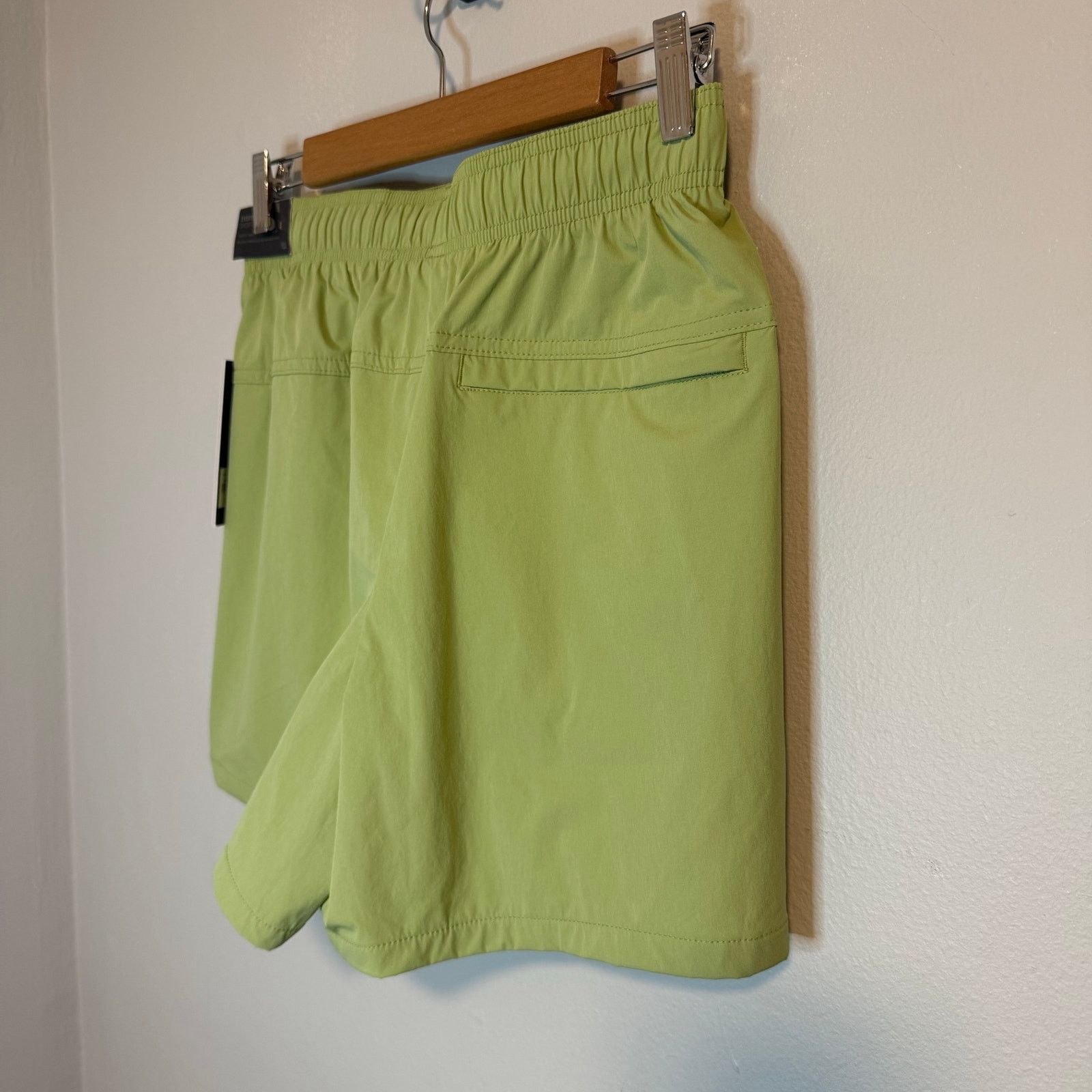 VSTR VRST 5" Inseam Everyday Green Athletic Shorts Men’s Size S Size US 30 / EU 46 - 8 Thumbnail