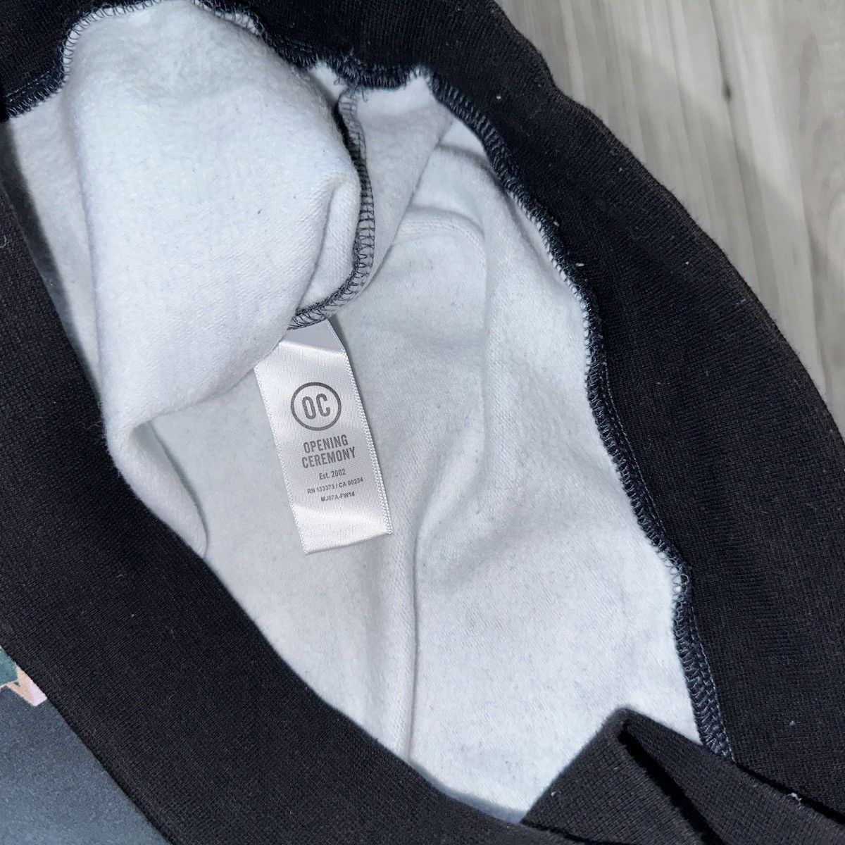 Opening Ceremony Opening Ceremony Scattered Hands Crewneck Sweatshirt 00s y2k Size US S / EU 44-46 / 1 - 6 Thumbnail