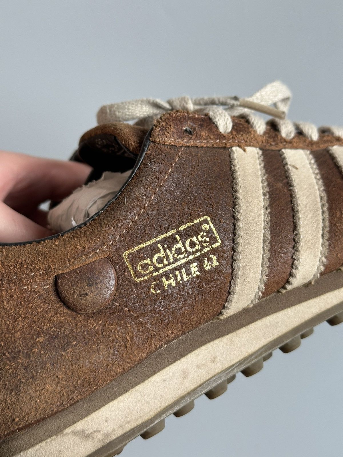 Vintage ADIDAS *CHILE 62* 2003 BROWN LEATHER TRAINERS US6,5 EU39 1/3 Size US 6.5 / EU 39-40 - 7 Thumbnail