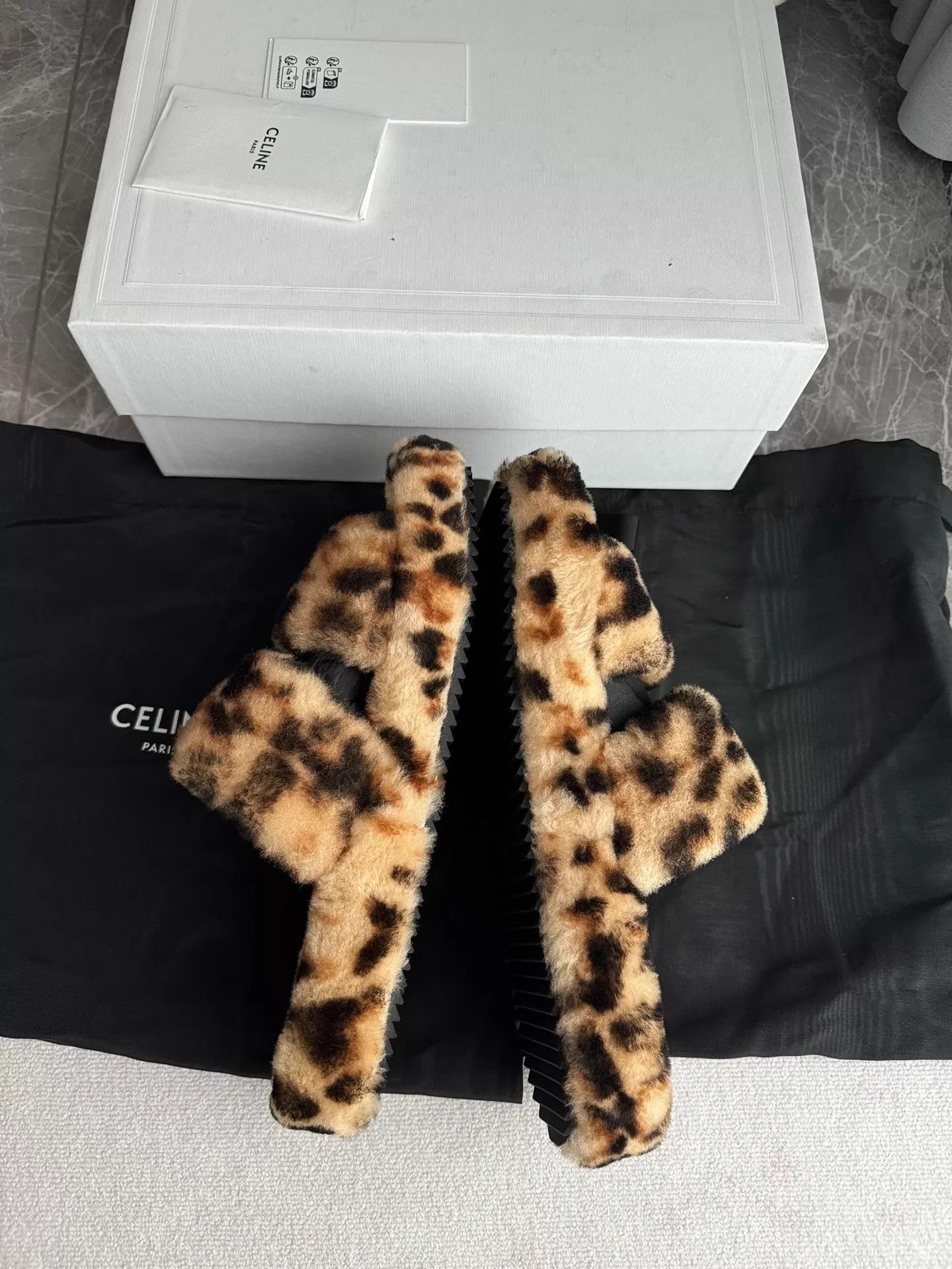 Celine Celine Leopard Print Triomphe Wool Slippers 39 EU Size US 8.5 / IT 38.5 - 5 Thumbnail