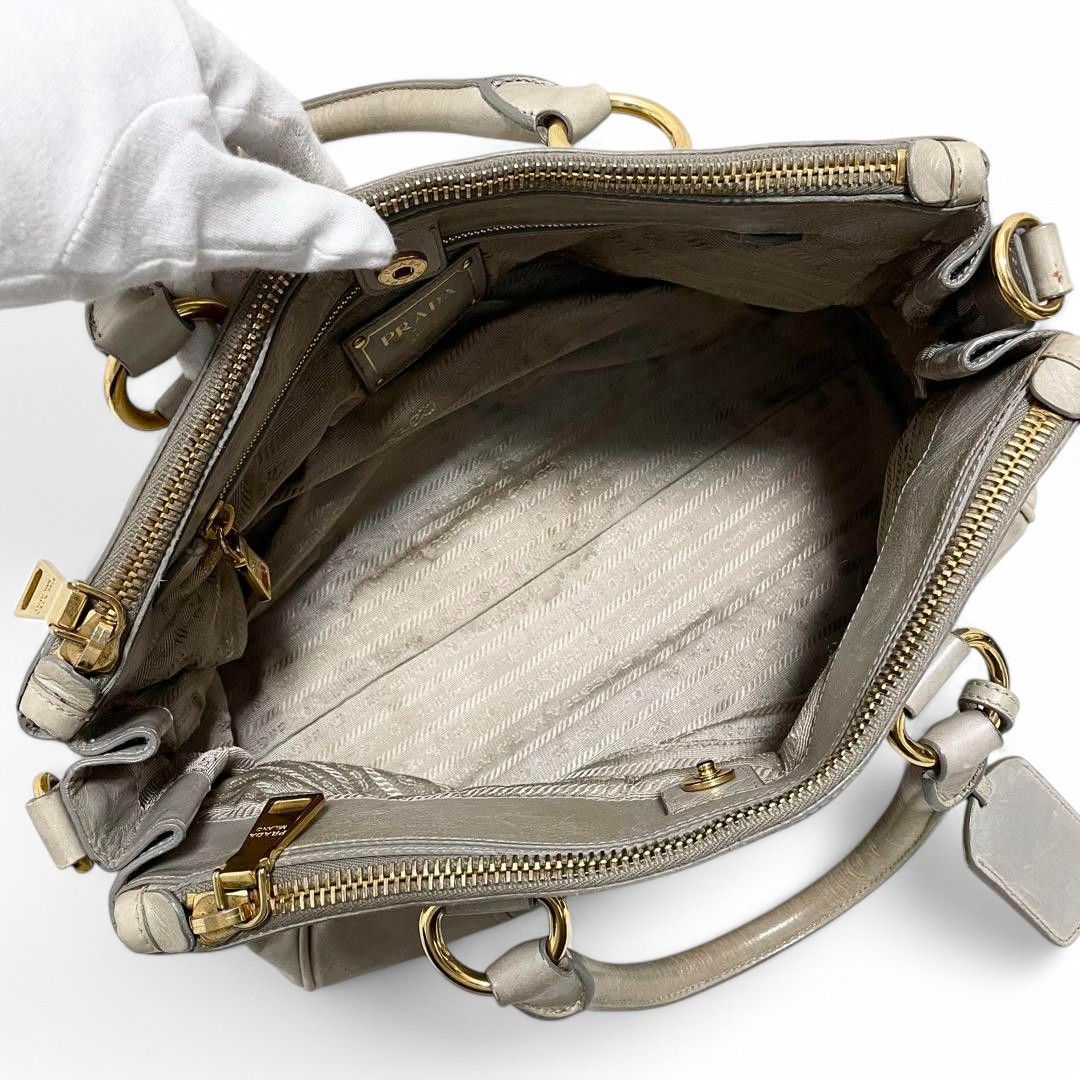 Prada Prada - Saffiano Leather Gray Gold Hardware Shoulder Bag Size ONE SIZE - 6 Thumbnail