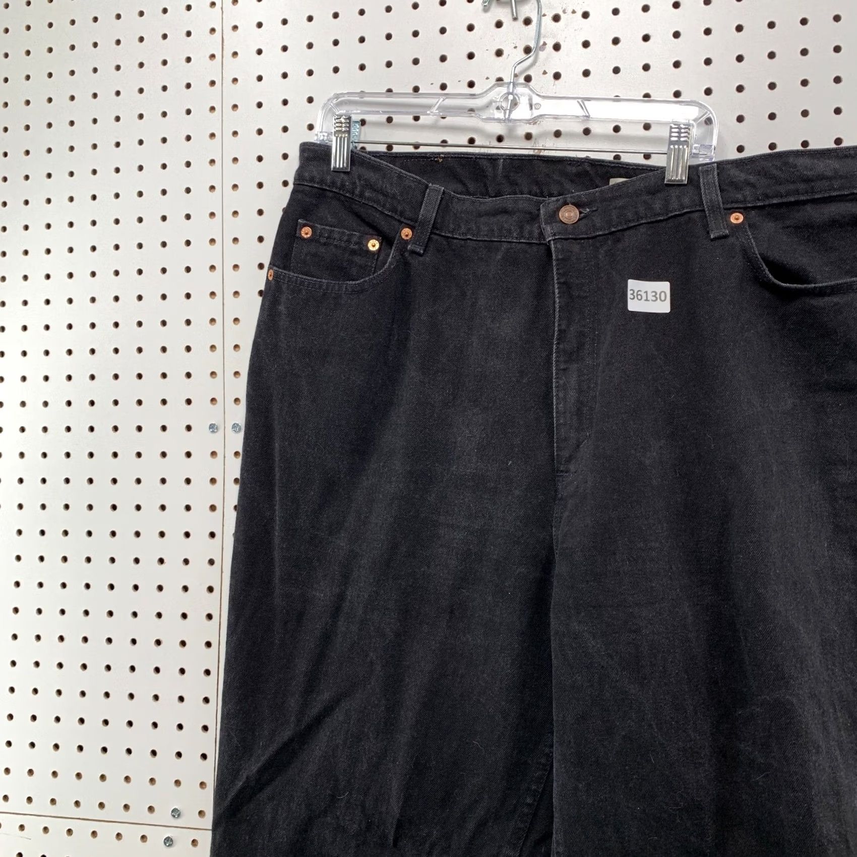 Levi's VINTAGE Levis 522 Black Denim Jeans Womens 22 Tapered Leg FITS 40X32 USA Size 40" / US 18 - 6 Thumbnail
