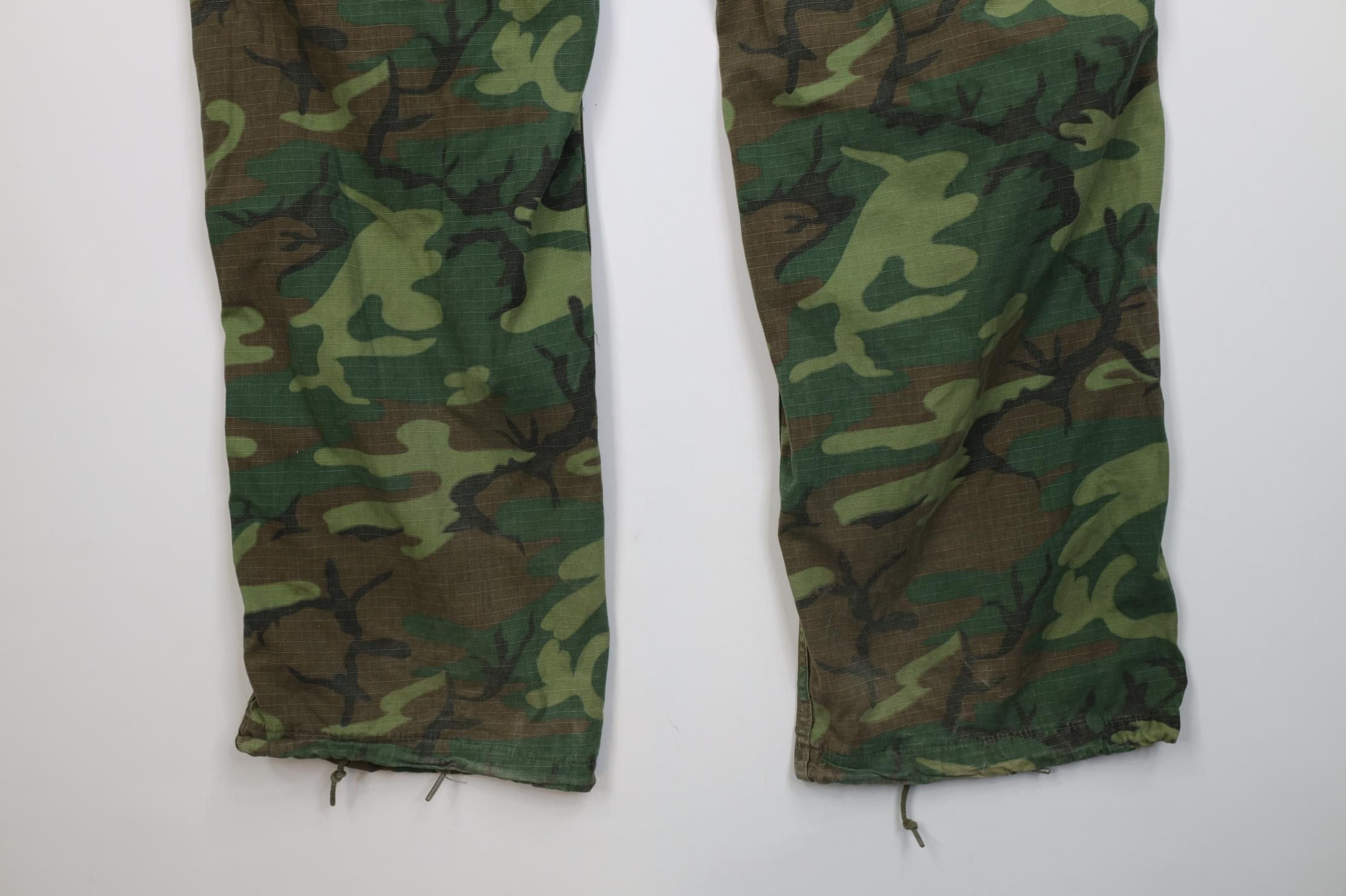 Vintage Vintage 60s Vietnam War Poplin Class 2 Ripstop Cargo Pants Size US 34 / EU 50 - 14 Thumbnail