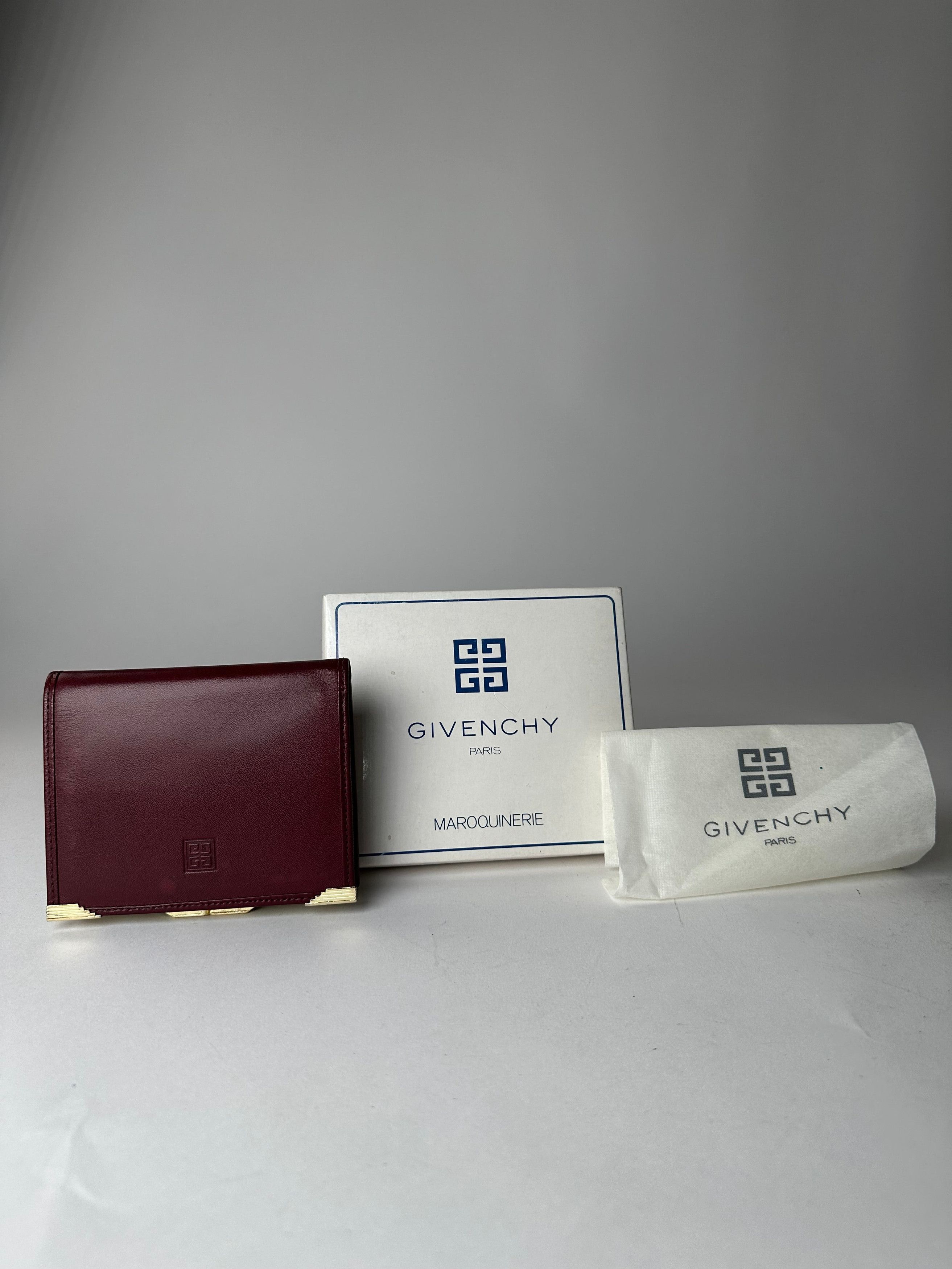 Givenchy Vintage Leather Wallet Purple Size ONE SIZE - 1 Thumbnail