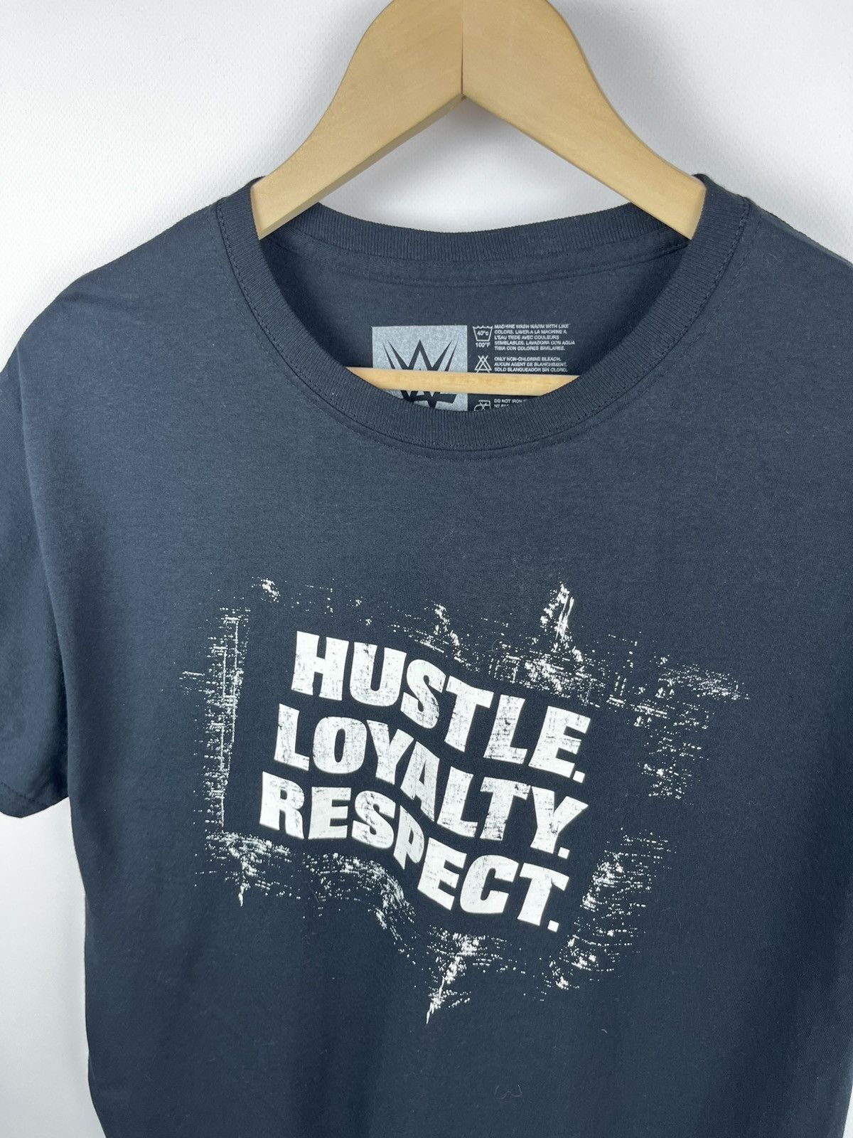 WWE John Cena WWE Hustle Loyalty Respect T Shirt Size US M / EU 48-50 / 2 - 4 Thumbnail