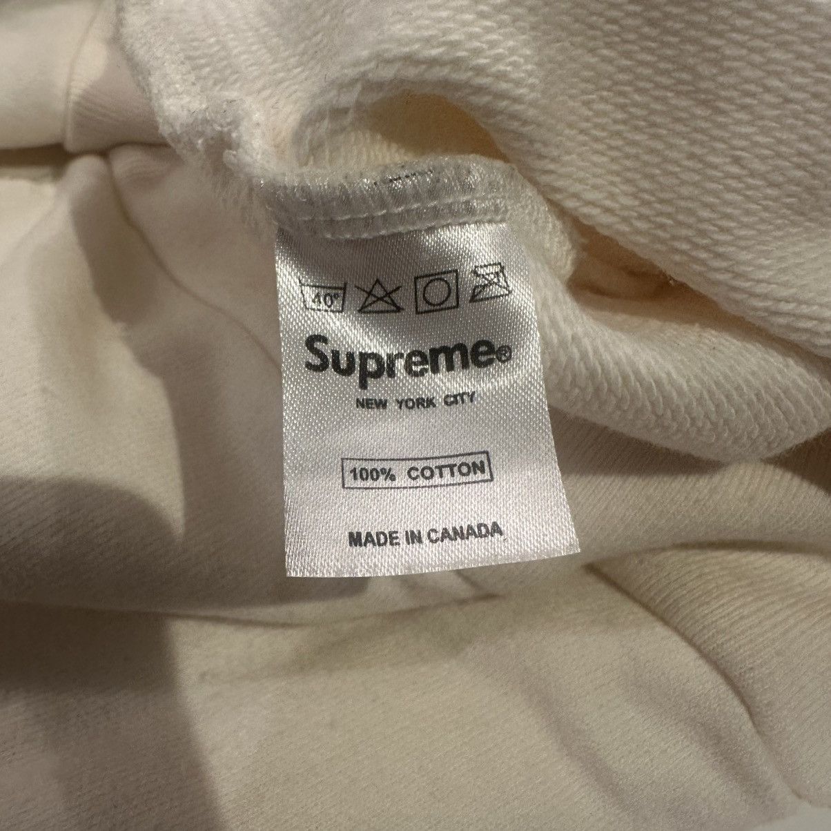 Supreme 2007 Red/Cream Box Logo Hoodie Size US XL / EU 56 / 4 - 7 Thumbnail