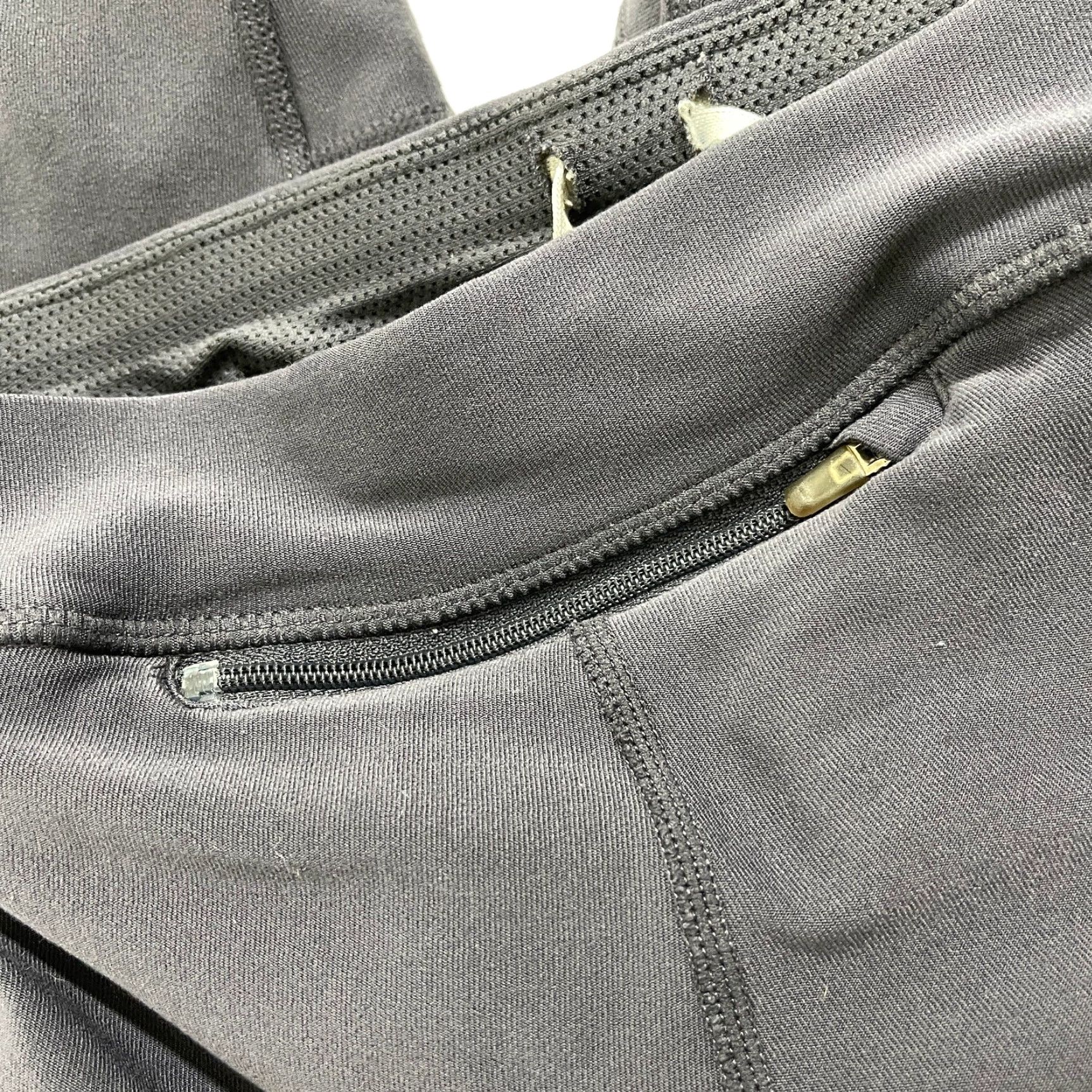 Nike Nike Pants Capri M Purplish Gray Dri Fit Pocket Athleisure Gym Retro Women Regular Size M Pants Size 32" / US 10 / IT 46 - 6 Thumbnail