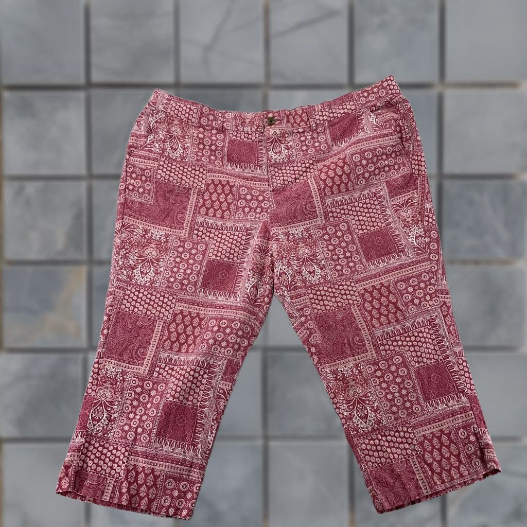 Vintage Joan Rivers Cropped Capri Pants Womens 2X Elastic Waist Pink Paisley Patchwork Print Casual Capris Leg Style: Straight Size 40" / US 18 - 1 Thumbnail