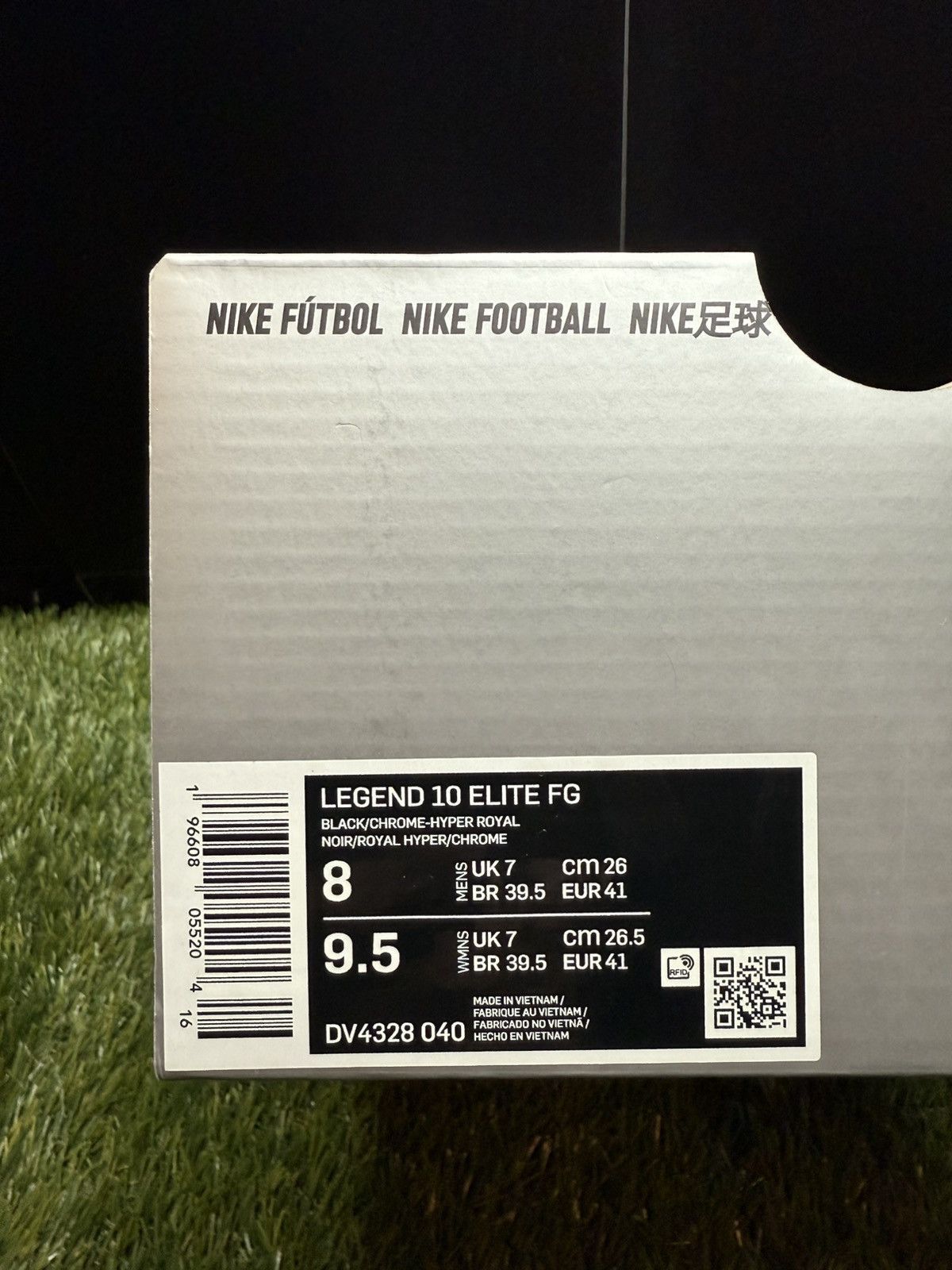 Nike Nike Tiempo Legend 10 Elite Size US 8 / EU 41 - 9 Thumbnail