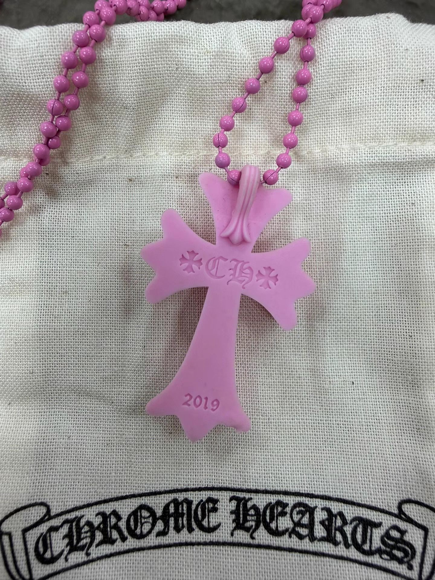 Chrome Hearts Chrome Hearts Pink Resin Medium Cross Pendant Size ONE SIZE - 3 Thumbnail
