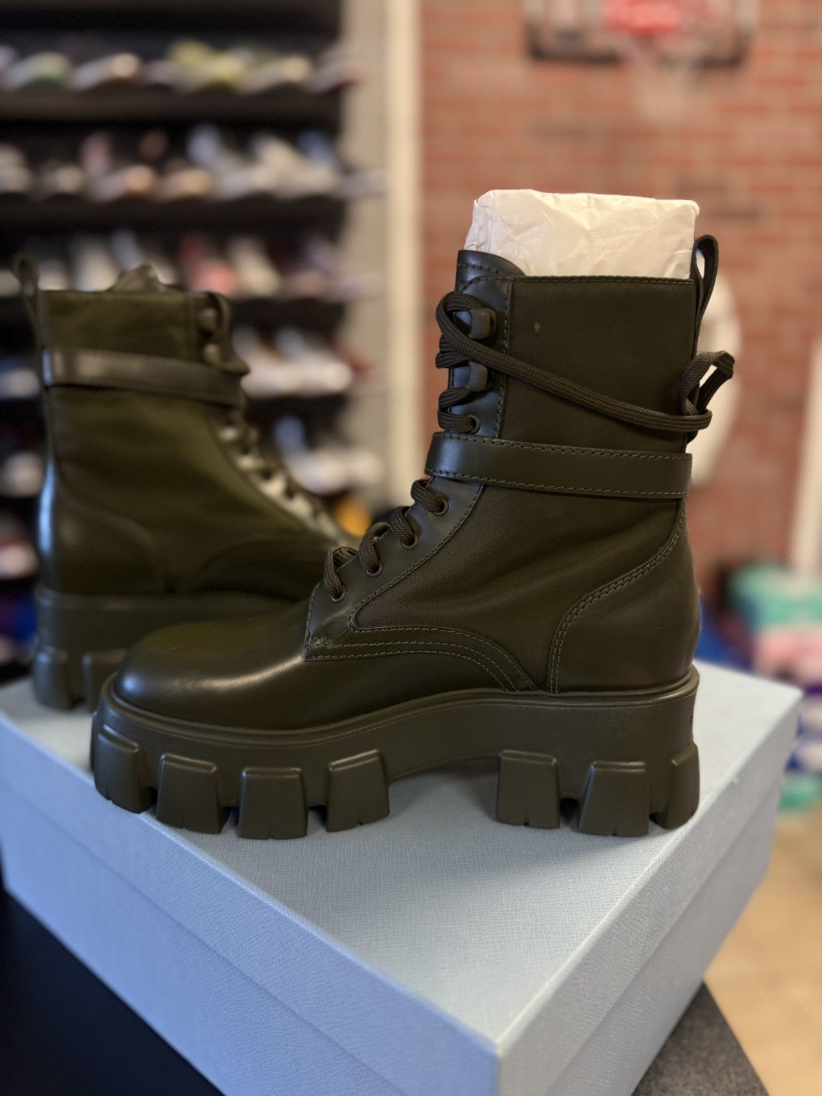 Prada Prada High Top Green Combat Boots Size 39 NEW $1750 Retail Size US 9 / IT 39 - 13 Thumbnail