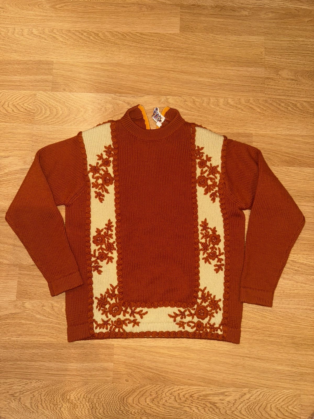Japanese Brand × Vintage Vintage Japanese Floral Knit Sweater Size S / US 4 / IT 40 - 1 Thumbnail