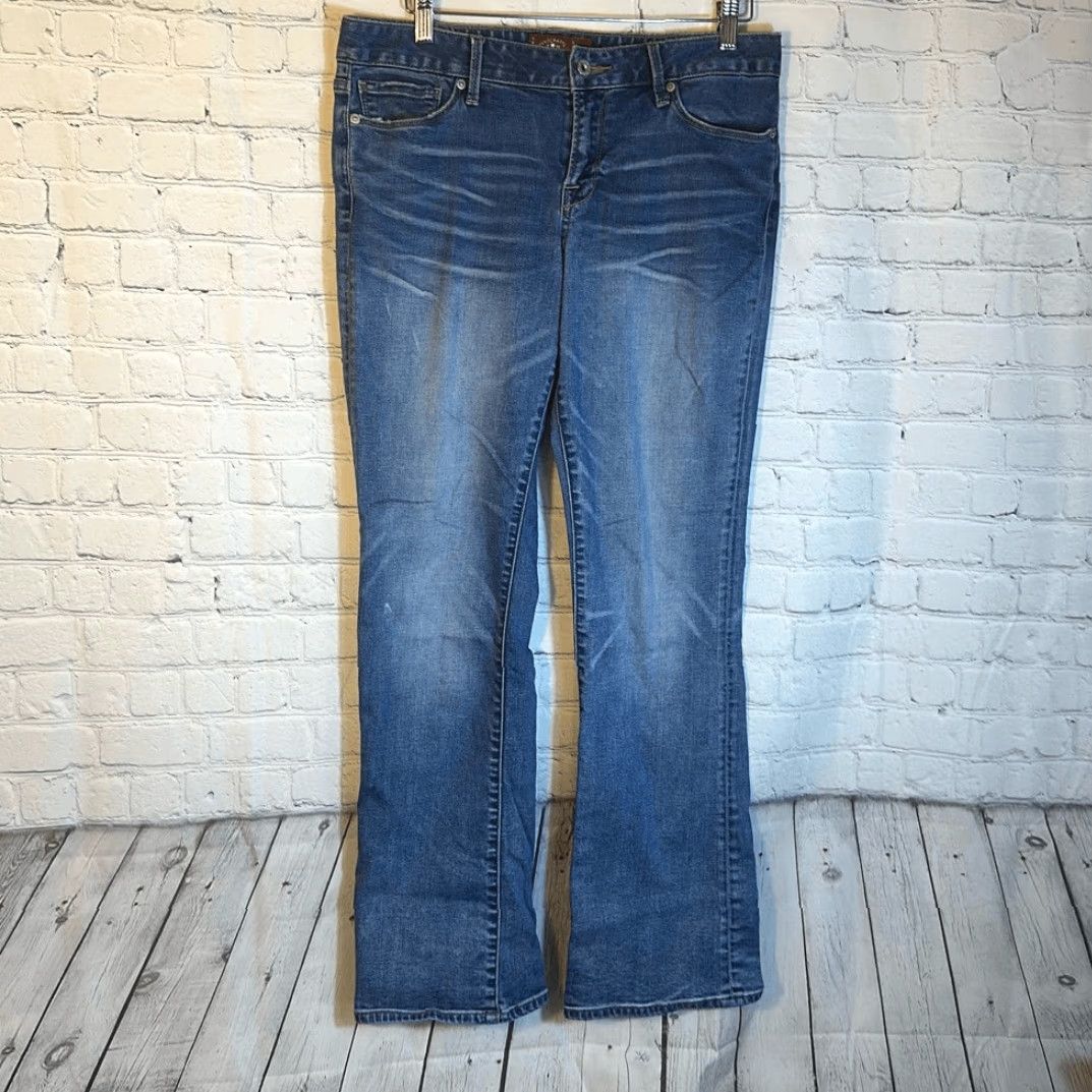 Lucky Brand Lucky Brand Jeans Womens 12 Blue Leyla Boot Bootcut Denim Jeans Blue Womens 12 Boots bootcut Fashion? Size 34" / US 12 / IT 48 - 2 Thumbnail