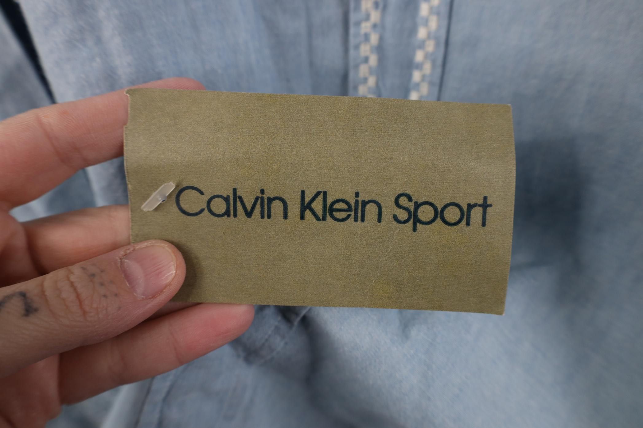 Calvin Klein Deadstock Vintage 90s Calvin Klein Collared Button Shirt Size US M / EU 48-50 / 2 - 4 Thumbnail