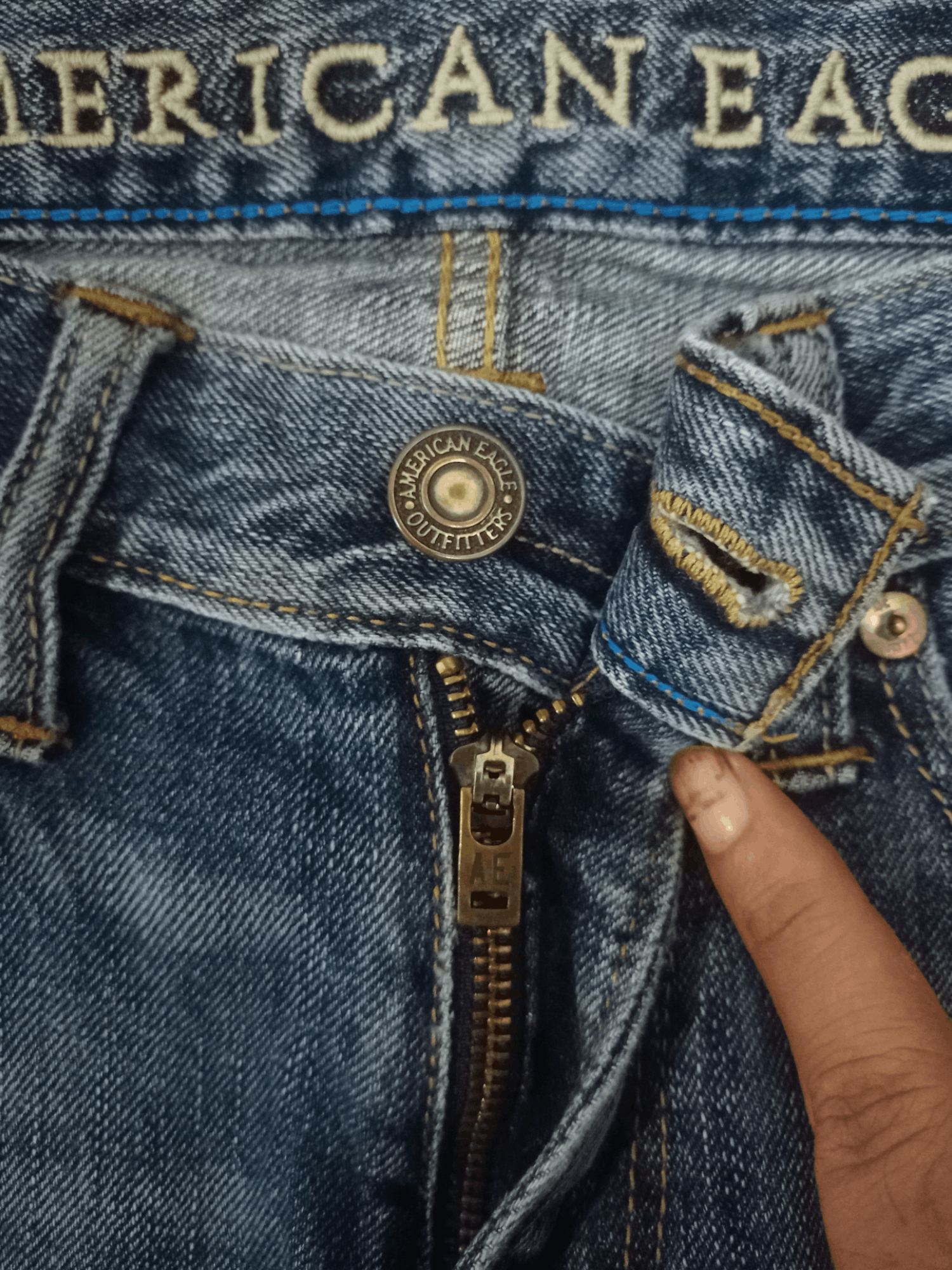 Japanese Brand Vintage Japanese Brand Blue Wash Distressed Jeans 29x26 Size US 29 - 5 Thumbnail