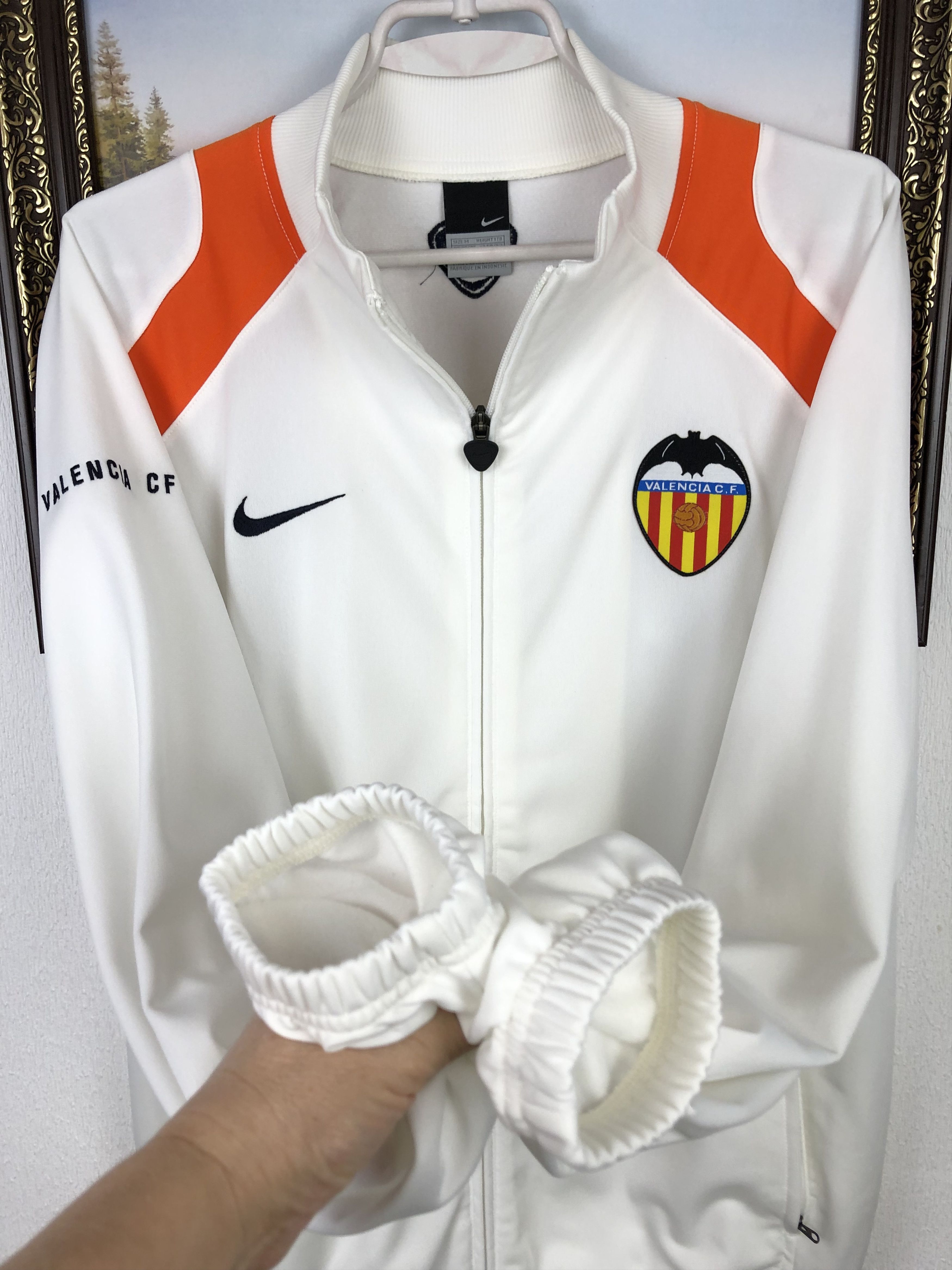 Nike Vintage Nike Valencia Football Jacket Soccer White Track Size US M / EU 48-50 / 2 - 5 Thumbnail