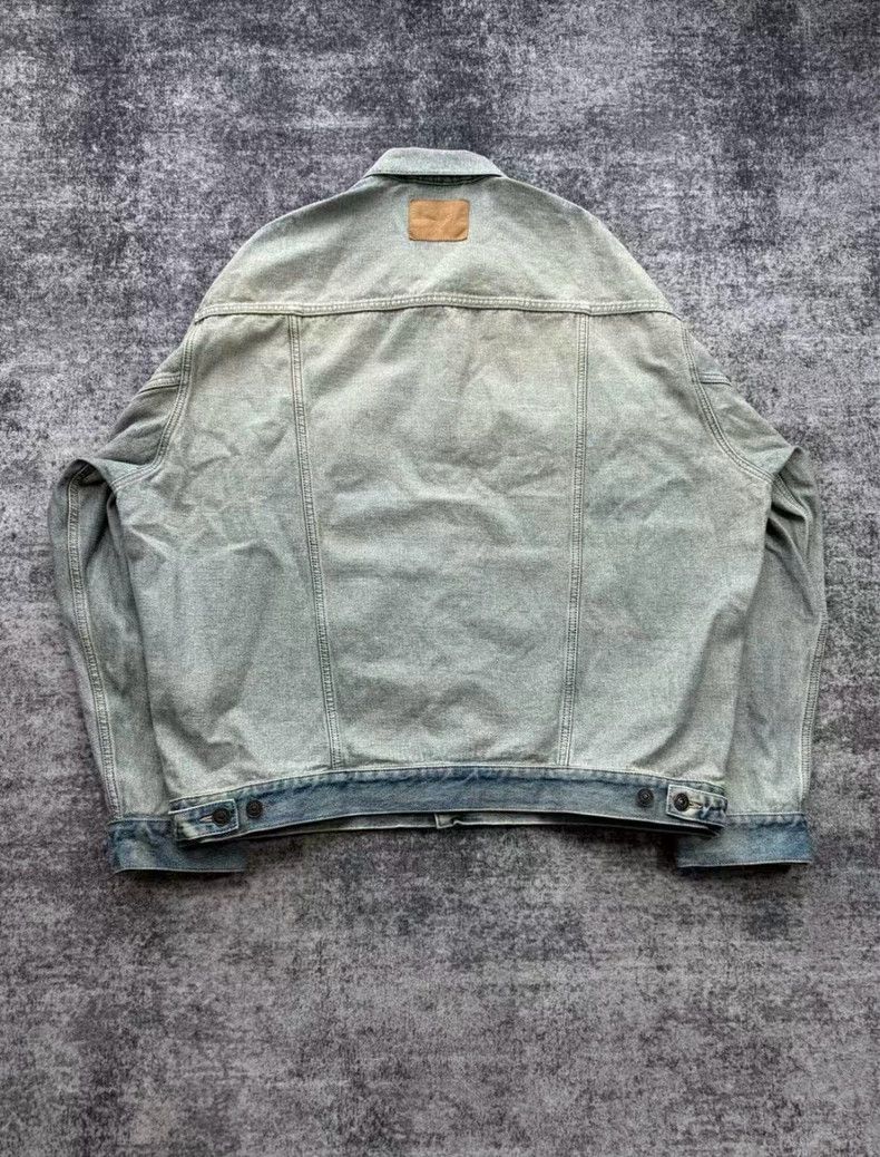 Balenciaga Balenciaga Distressed patchwork Inside Out denim jacket Size US S / EU 44-46 / 1 - 2 Thumbnail