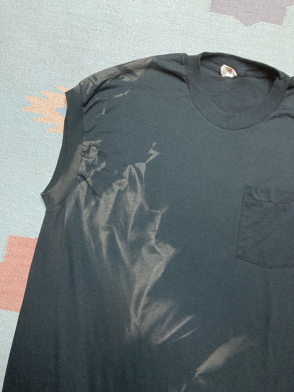 Fruit Of The Loom × Vintage 80s sleeveless pocket t shirt faded black fruit of loom 3XL Size US XXL / EU 58 / 5 - 4 Thumbnail
