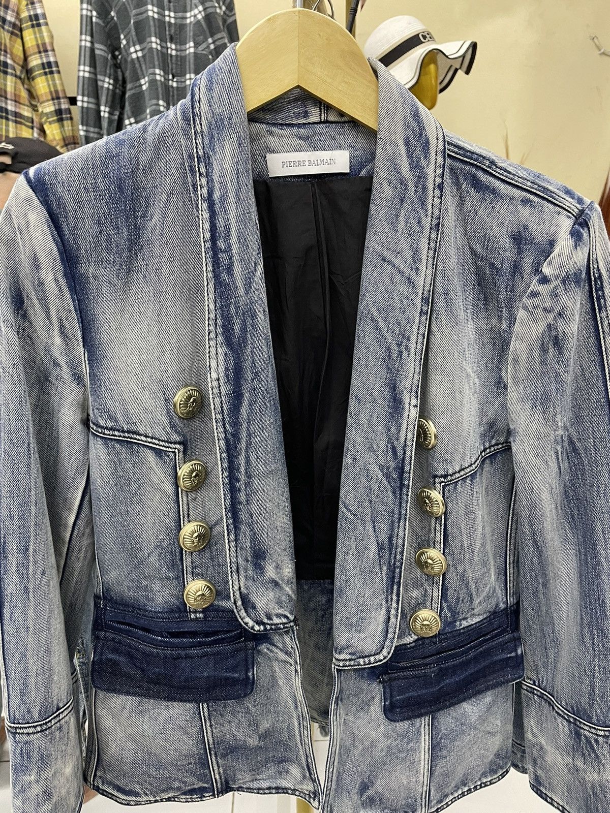 Pierre Balmain Denim Jacket Pierre Balmain Size M / US 6-8 / IT 42-44 - 1 Thumbnail