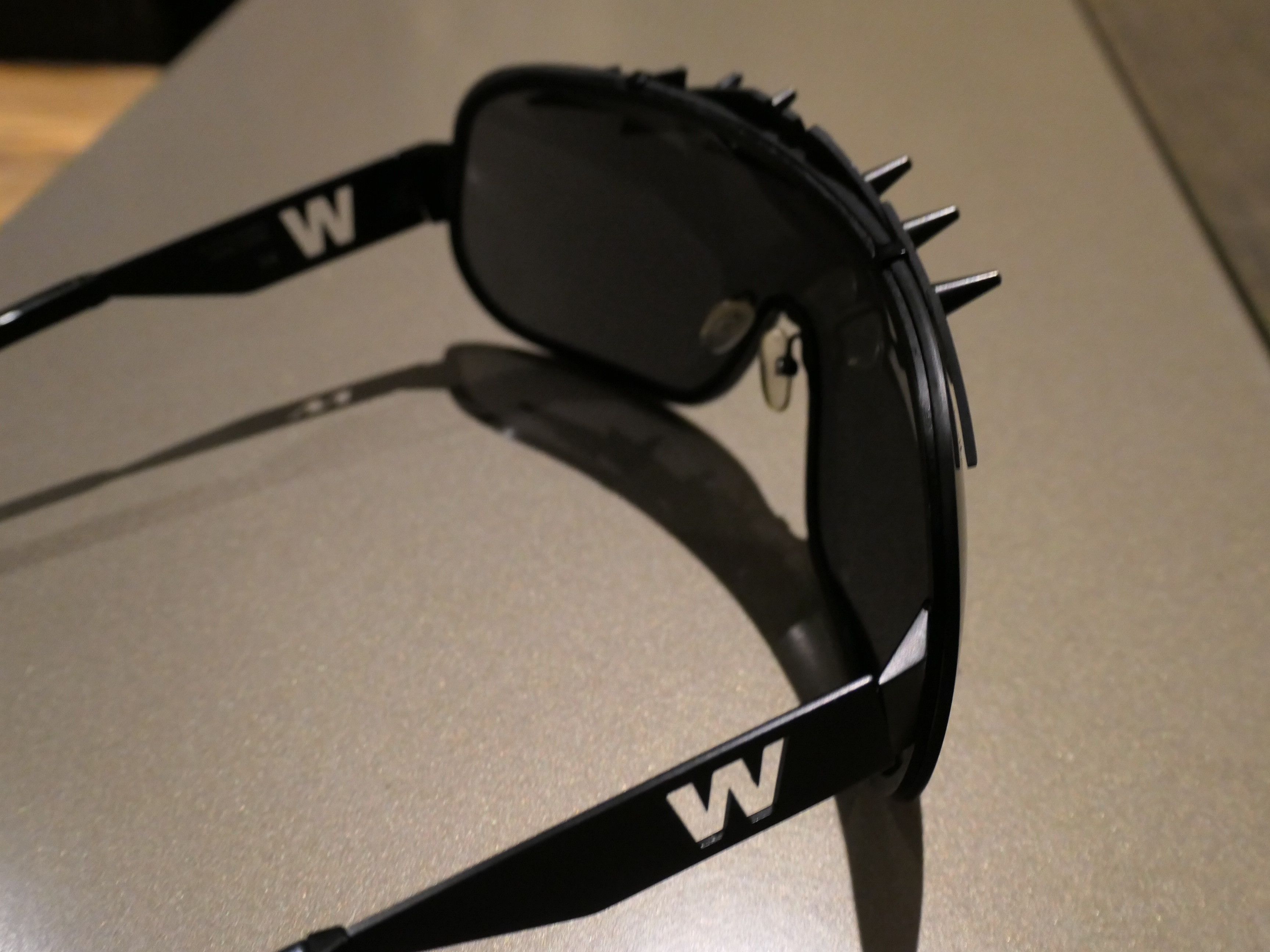 Walter Van Beirendonck Walter Van Beirendonck x FAKBYFAK Spike Shield Sunglasses Size ONE SIZE - 4 Thumbnail