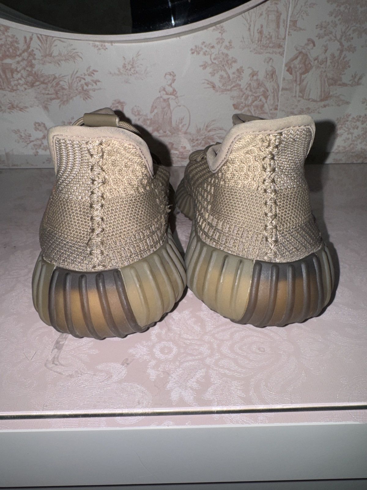 Yeezy Yeezy 350 Boost Size US 7.5 / EU 40-41 - 3 Thumbnail
