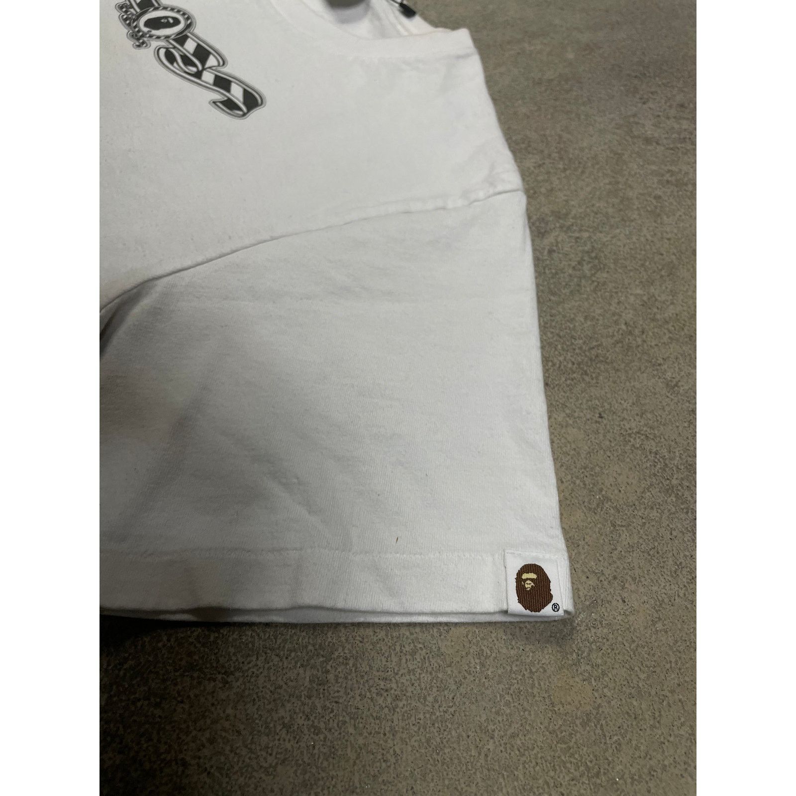 Bape Bape Tee Bottles Small Used Size US S / EU 44-46 / 1 - 3 Thumbnail
