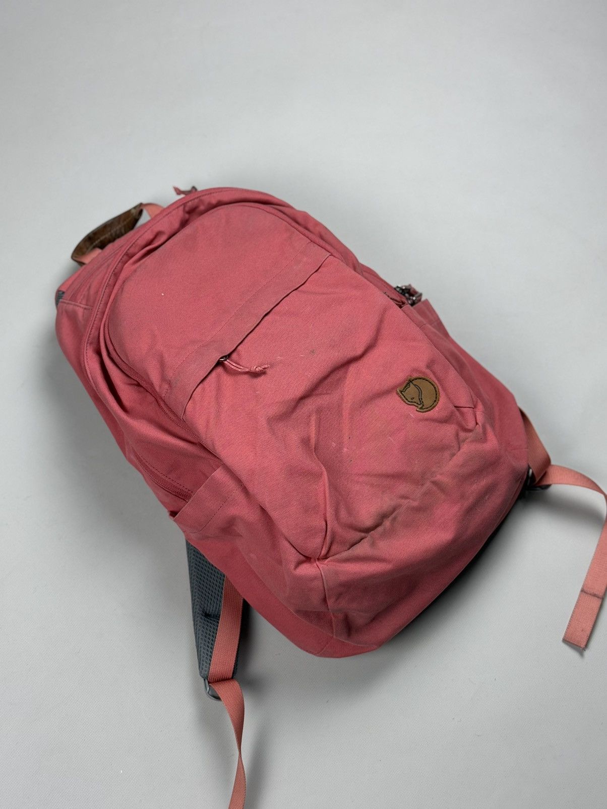 Fjallraven Fjallraven Raven 20 Backpack Rucksack Size ONE SIZE - 1 Thumbnail
