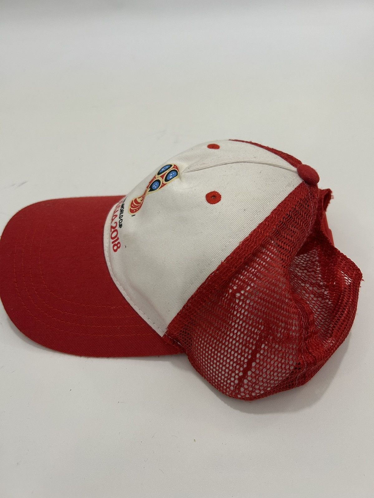 Vintage 2018 FIFA World Cup Russia Adjustable Trucker Hat Size ONE SIZE - 2 Thumbnail