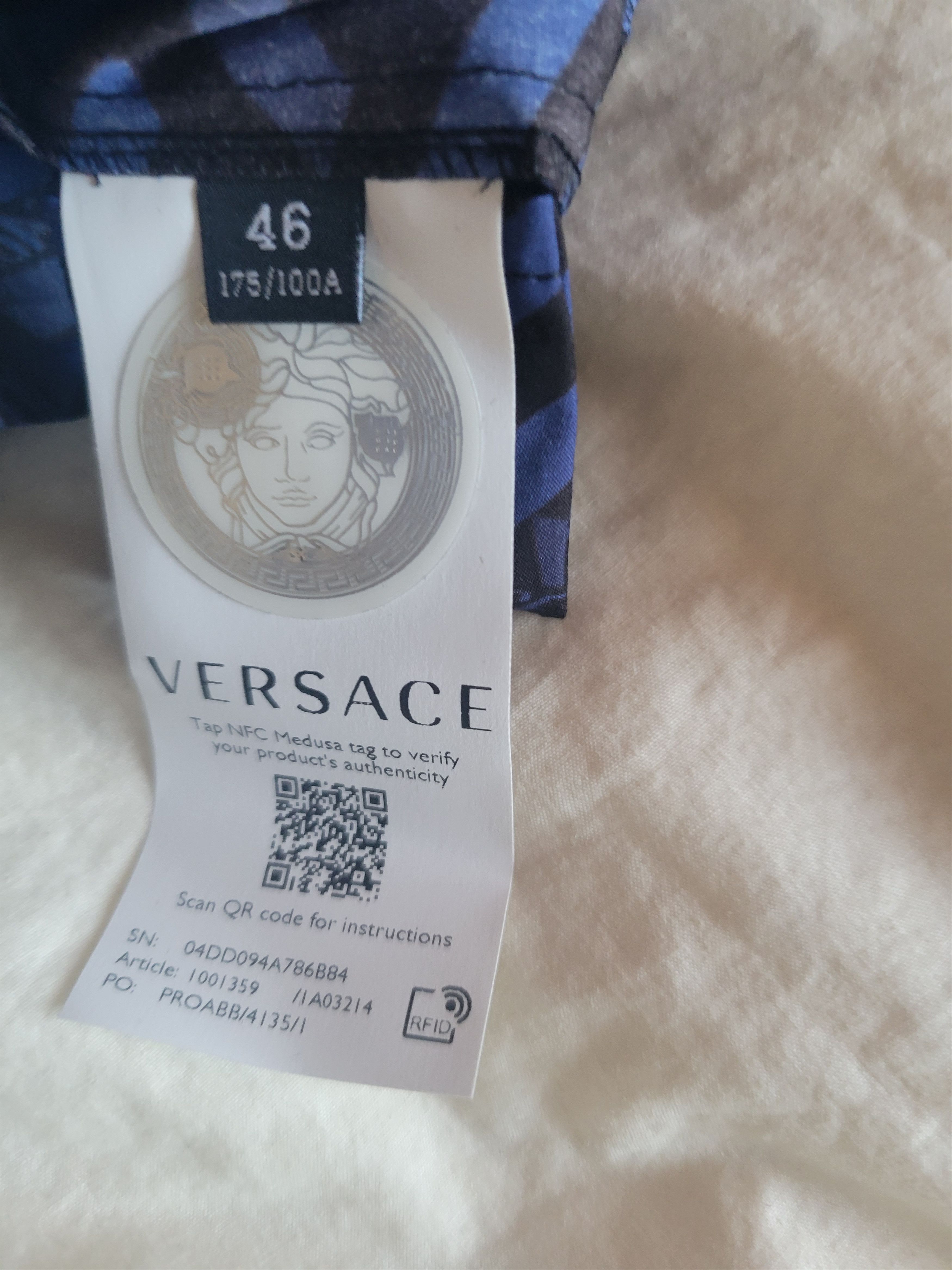 Versace Greca detail shirt Size L / US 10 / IT 46 - 3 Thumbnail