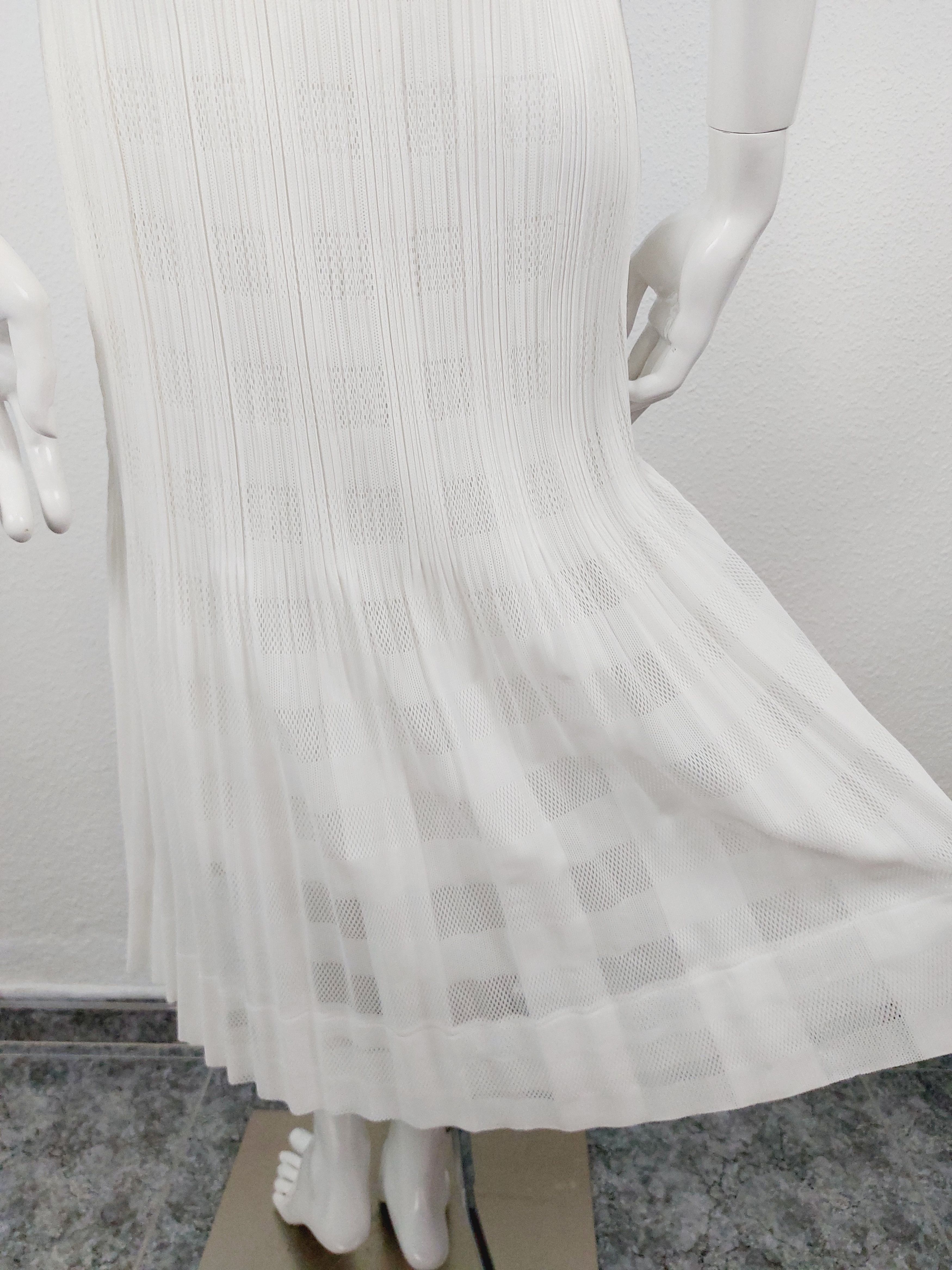 Issey Miyake Issey Miyake Pleats Please White Wedding Dress Set Size ONE SIZE - 4 Thumbnail