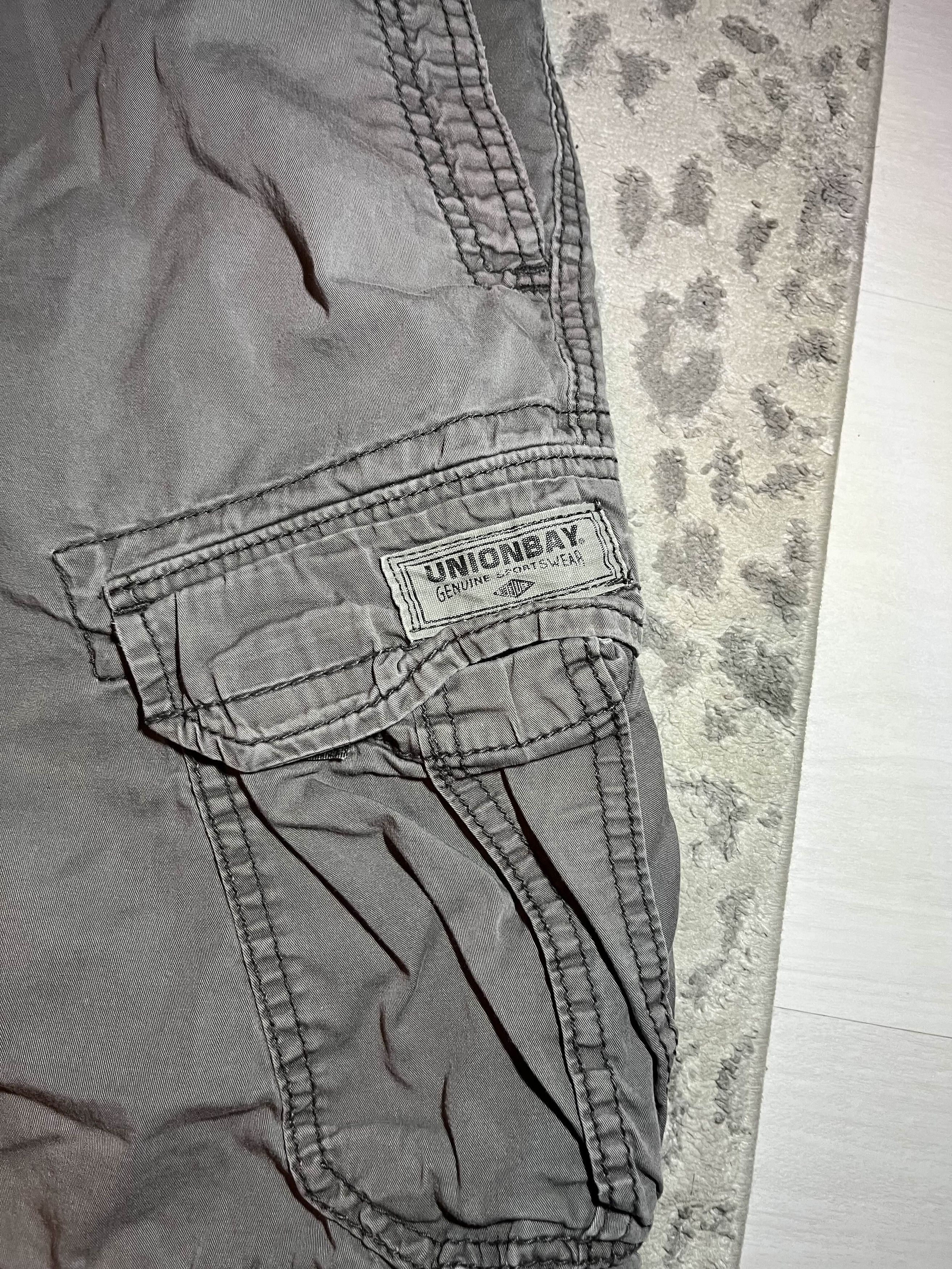 UNIONBAY × Vintage 2000’s Union Bay Gray Cargo Shorts Size US 32 / EU 48 - 3 Thumbnail