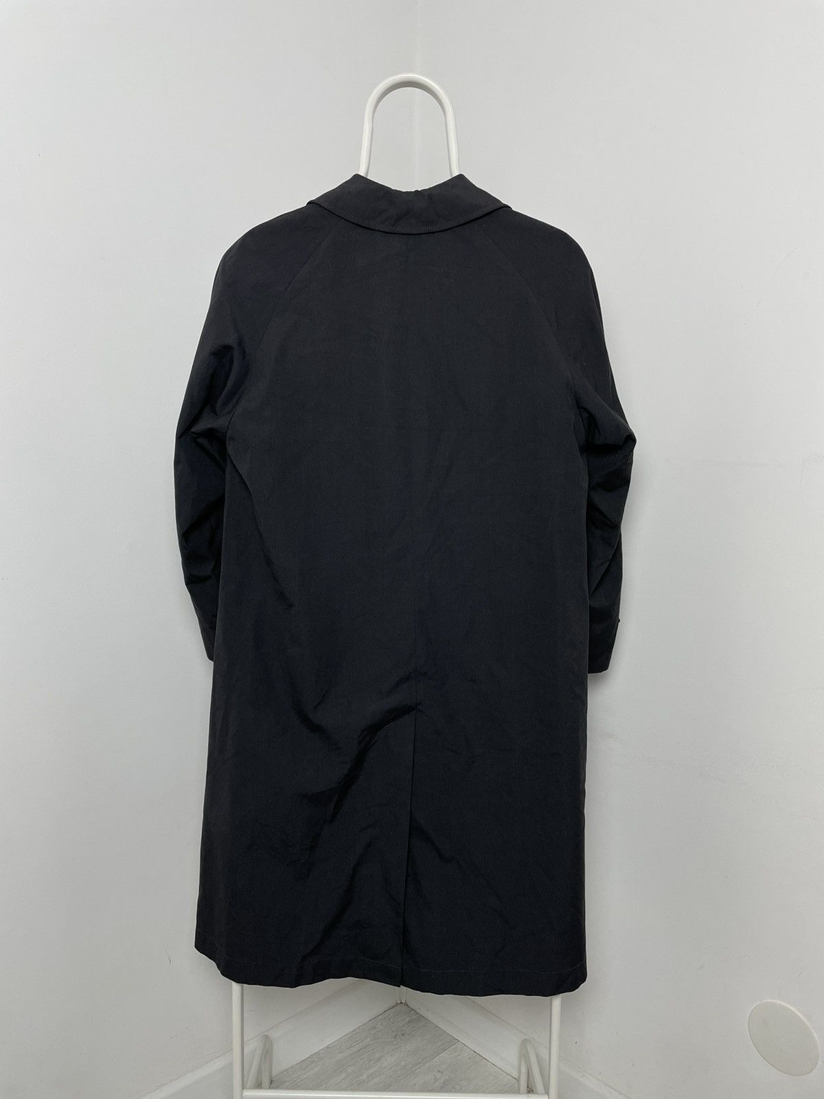 Burberry Burberry’s Tench Coat Vintage Black Cotton Size US M / EU 48-50 / 2 - 3 Thumbnail