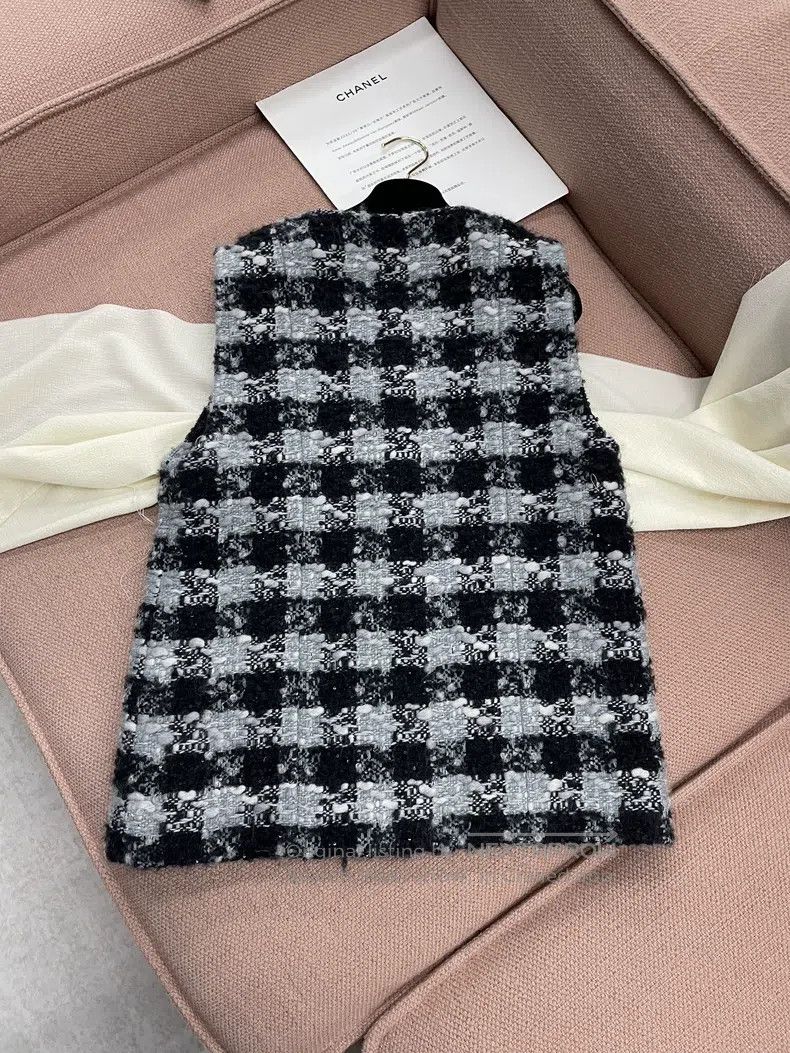 Chanel Chanel Gray tweed plaid vest jacket Size XS / US 0-2 / IT 36-38 - 3 Thumbnail