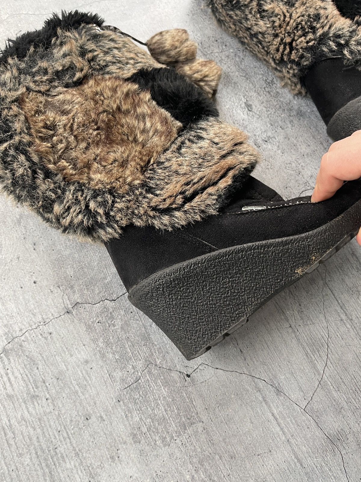 Moon Boot Mink Snow Boots High Boots Yeti Fur Boots Suede Rare Size 40 Size US 8.5 / IT 38.5 - 5 Thumbnail