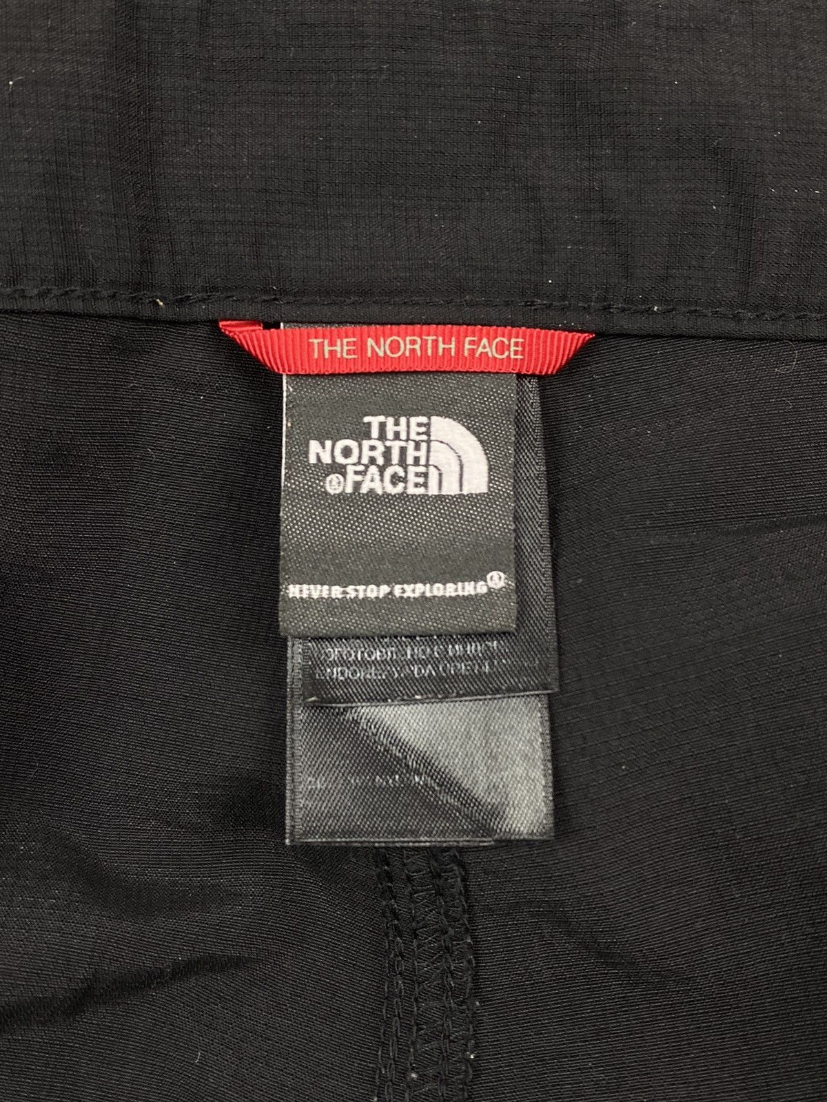 The North Face The North Face 2 in 1 Black Nylon Transformer Cargo Pants Size 34" / US 12 / IT 48 - 12 Thumbnail