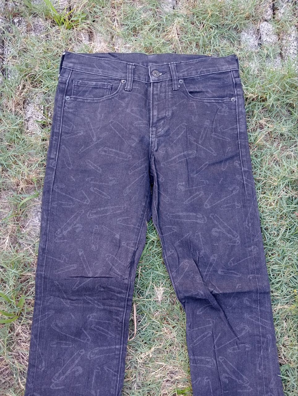 Japanese Brand Japanese Safety Pin Design Jeans - Size 29 Size US 29 - 4 Thumbnail