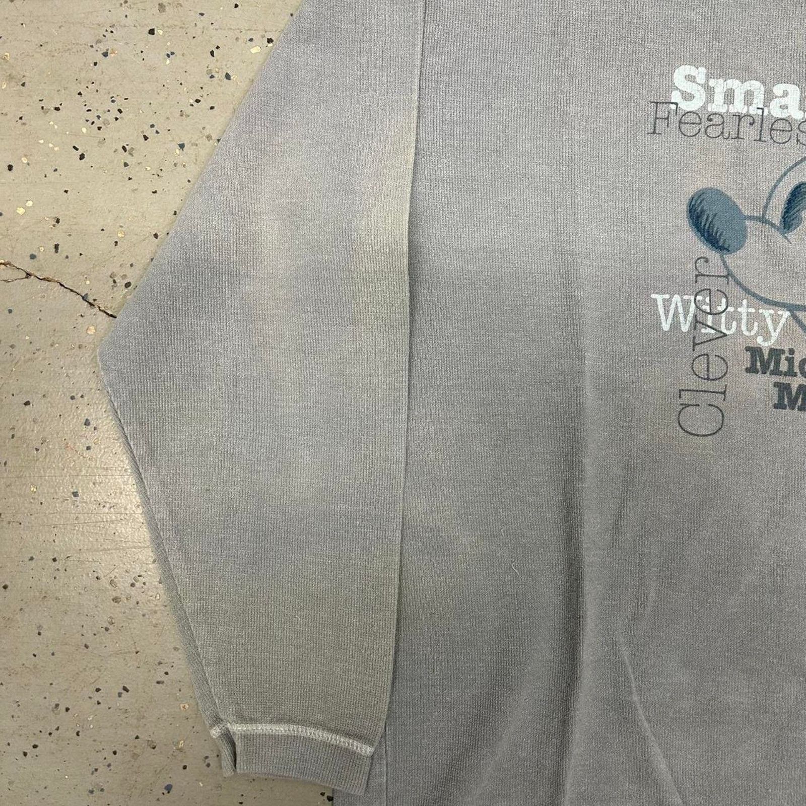 Disney Y2K Grey/Blue Disney Mickey Mouse sweatshirt Size XL / US 12-14 / IT 48-50 - 3 Thumbnail