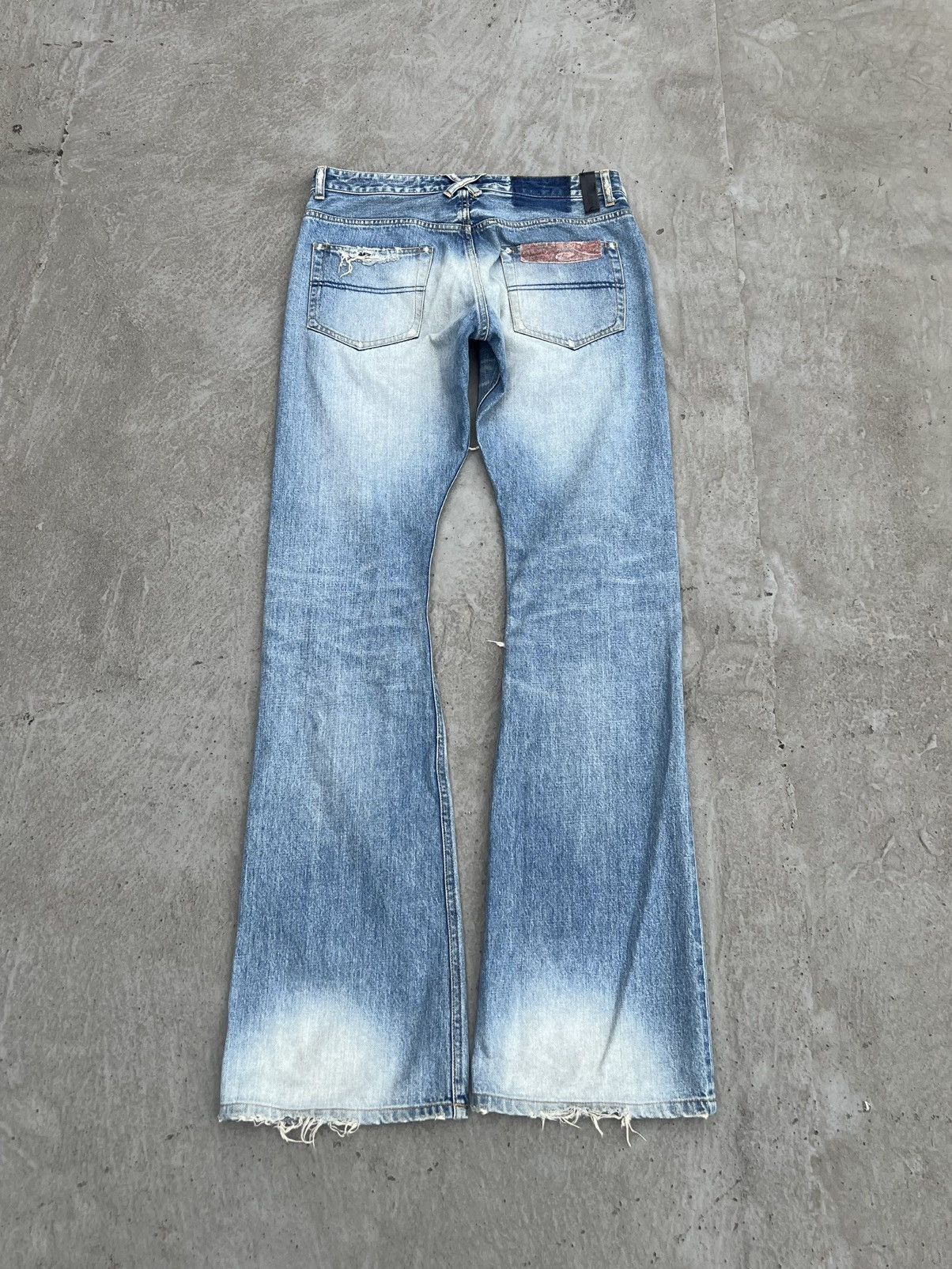 Isamu Katayama Backlash Isamu Katayama Backlash Patchwork Leather Repair Flare Jeans Size US 33 - 2 Thumbnail