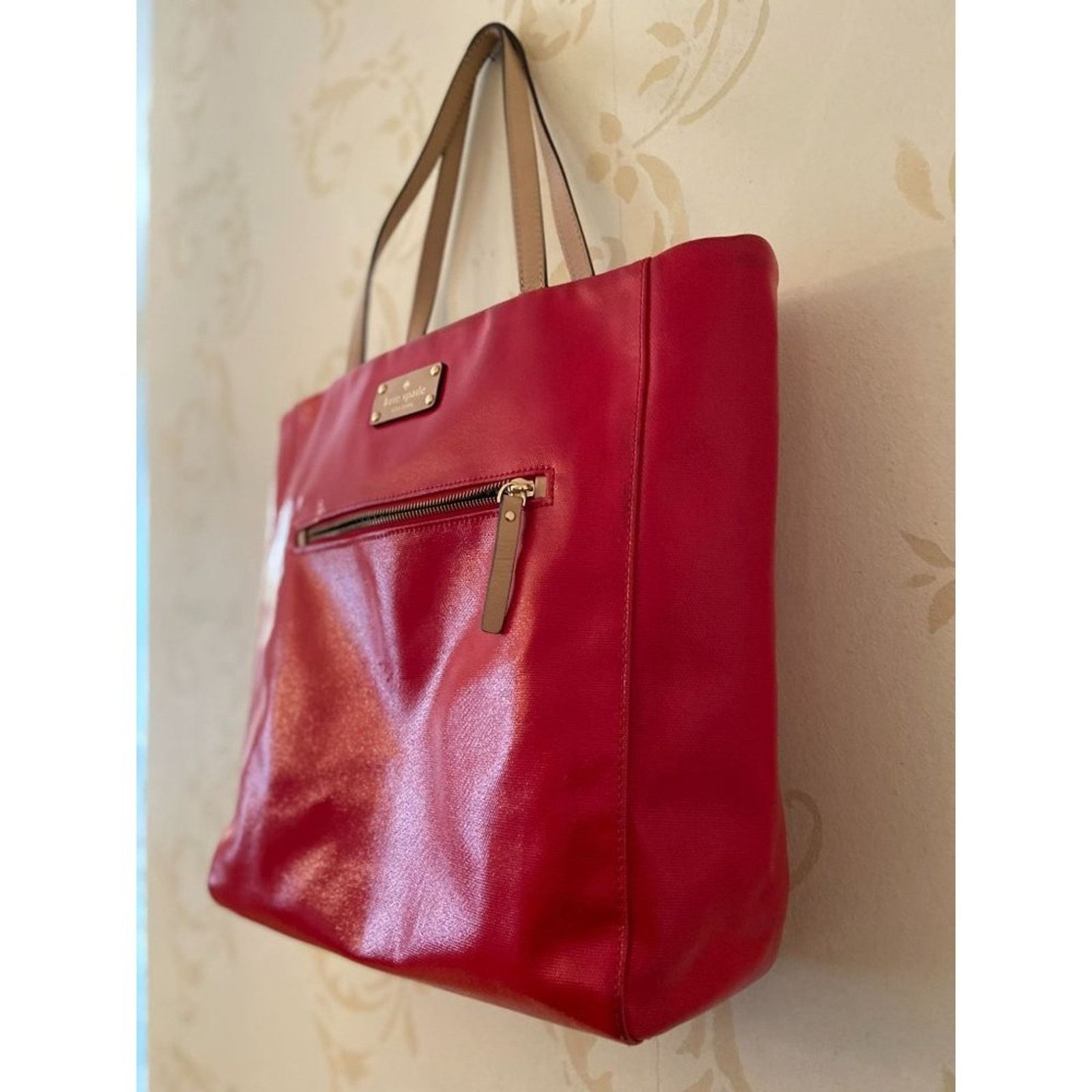 Kate Spade Ladies Kate Spade Red Patent Leather Tote Handbag Size ONE SIZE - 6 Thumbnail