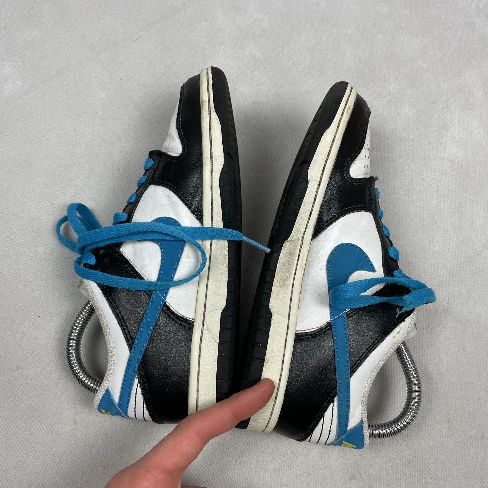 Nike Nike Dunk Low GS 310569-147 White/Orion Blue Sneaker Size 4Y Size US 4 / IT 34 - 11 Thumbnail