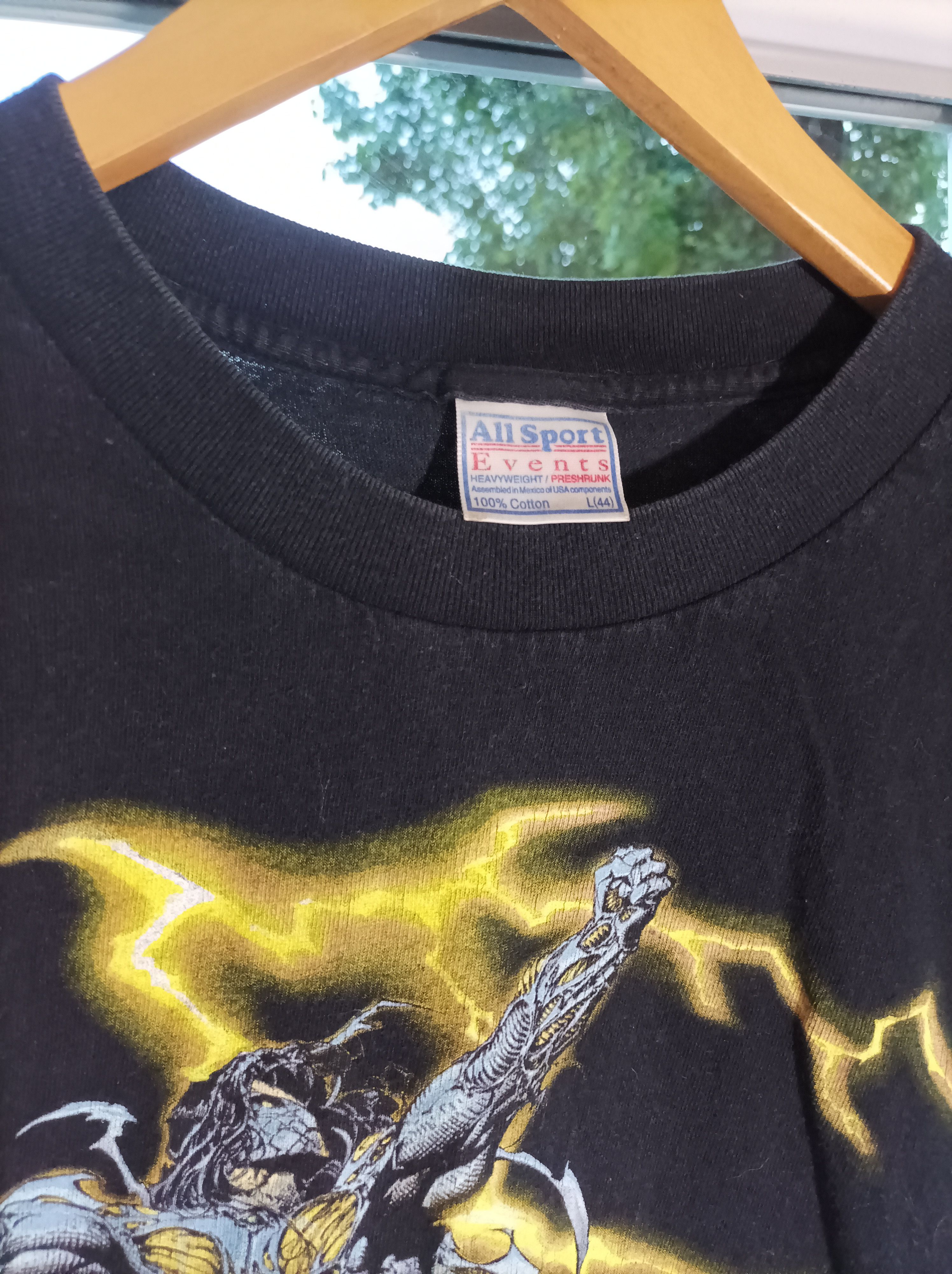 Vintage Vintage Y2K 1999’s Witchblade Anime comics Tee Size US L / EU 52-54 / 3 - 3 Thumbnail
