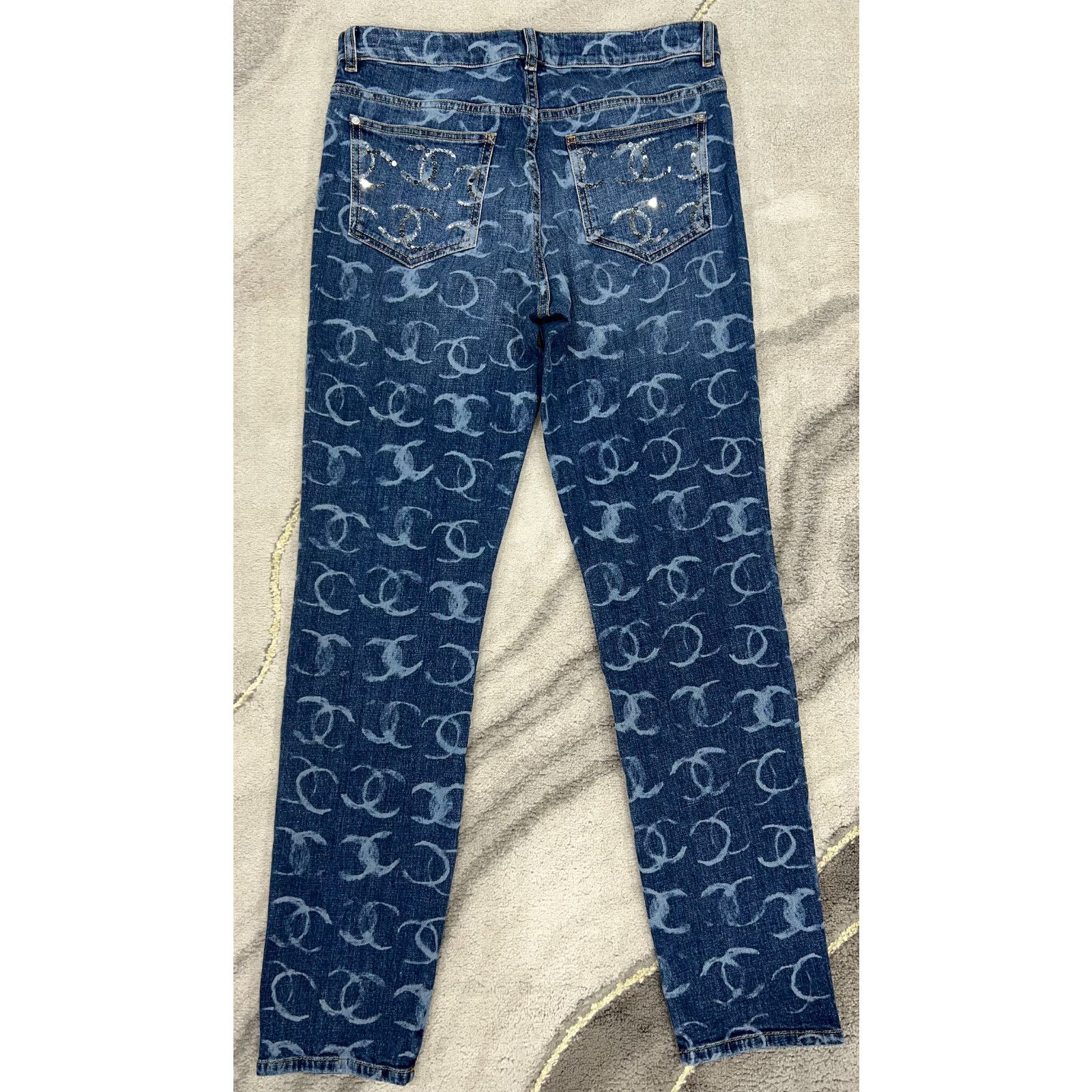 Chanel Chanel Denim White CC Printed Logo Sequin Skinny Jeans 42 Size 28" / US 6 / IT 42 - 7 Thumbnail