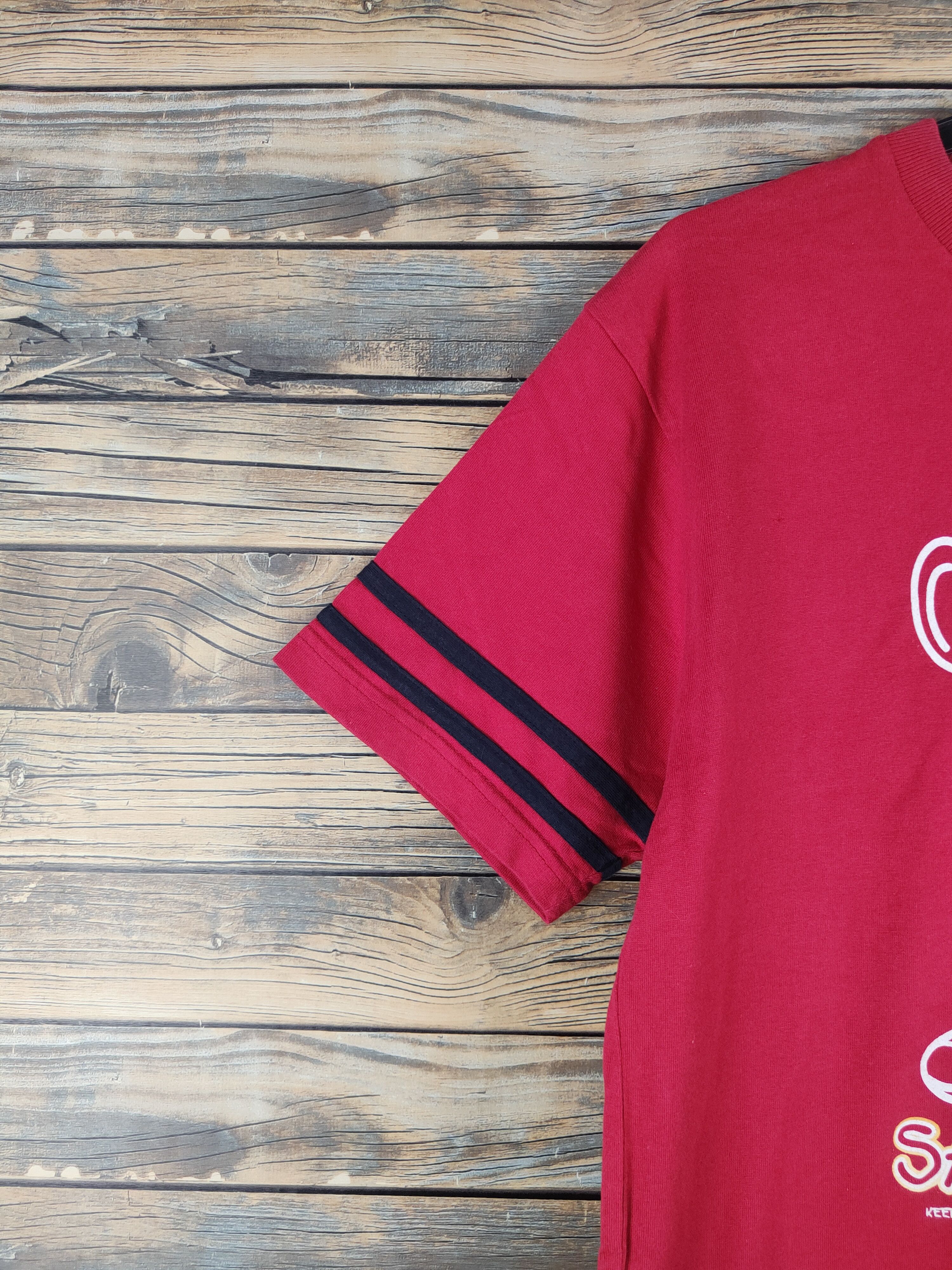 Japanese Brand DL Grass Hither Red Short Sleeve T-shirt #2767 Size US L / EU 52-54 / 3 - 5 Thumbnail